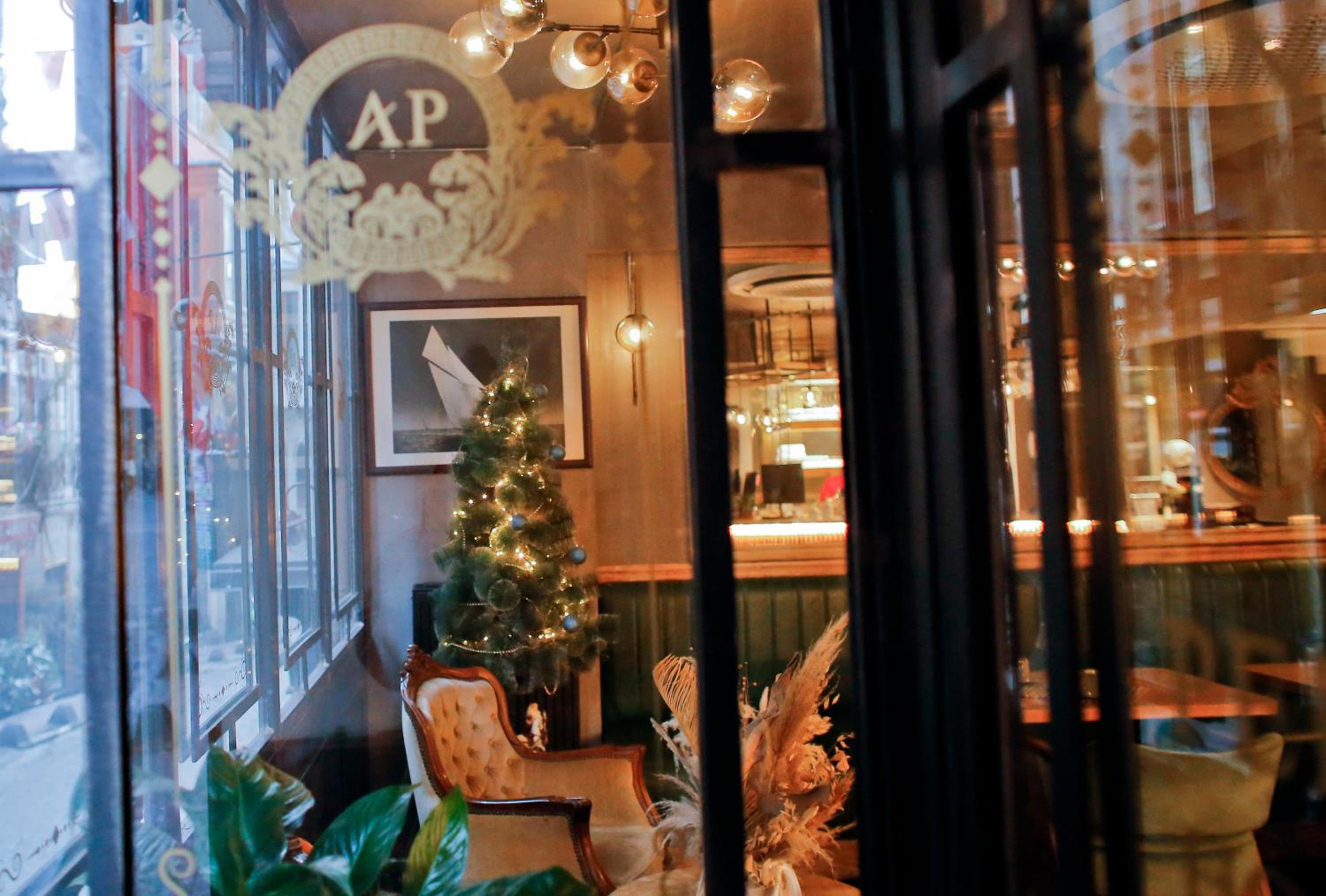 Aleksandr Pera Otel - Image 21