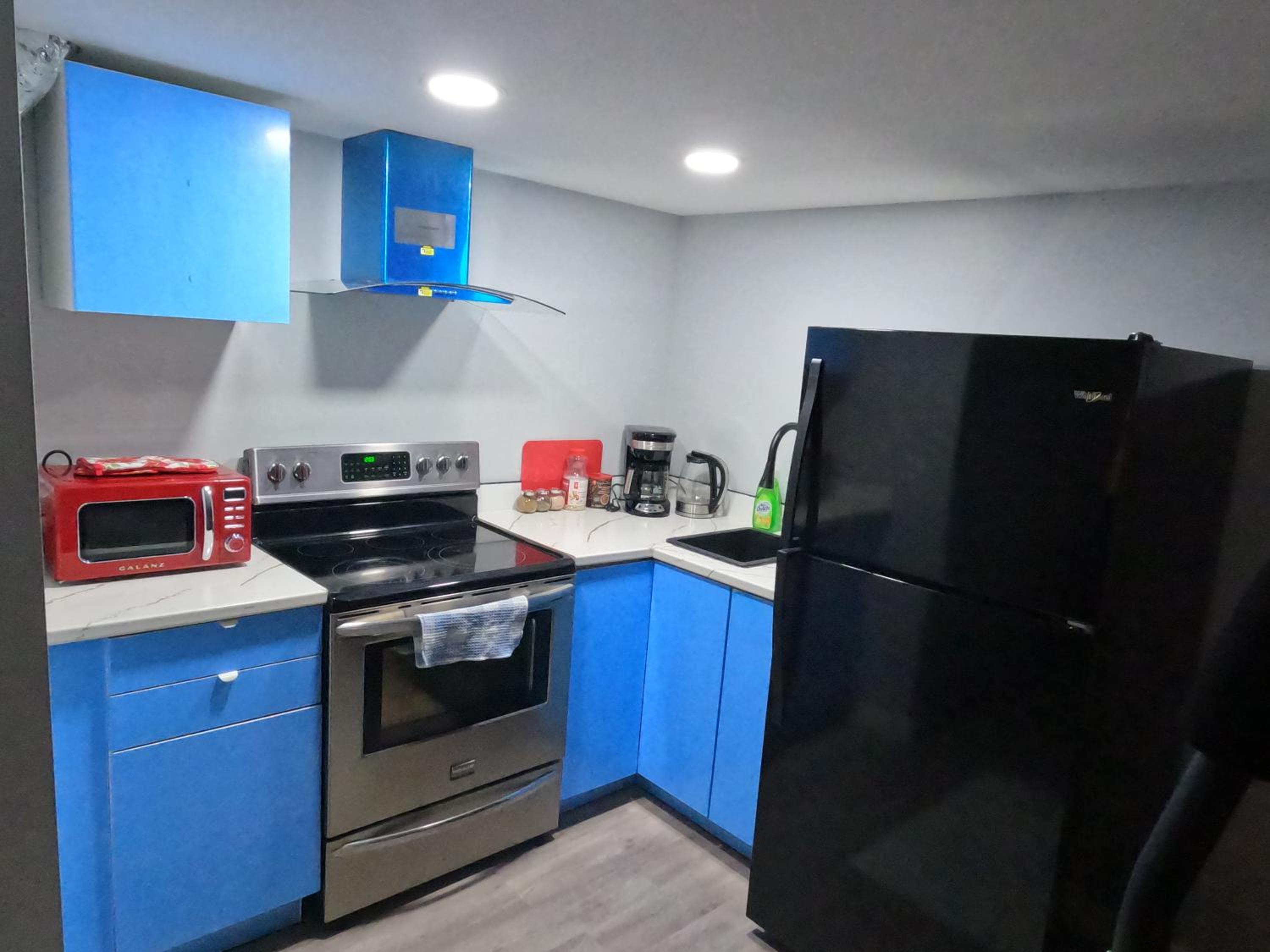 Gorgeous Basement Apartment