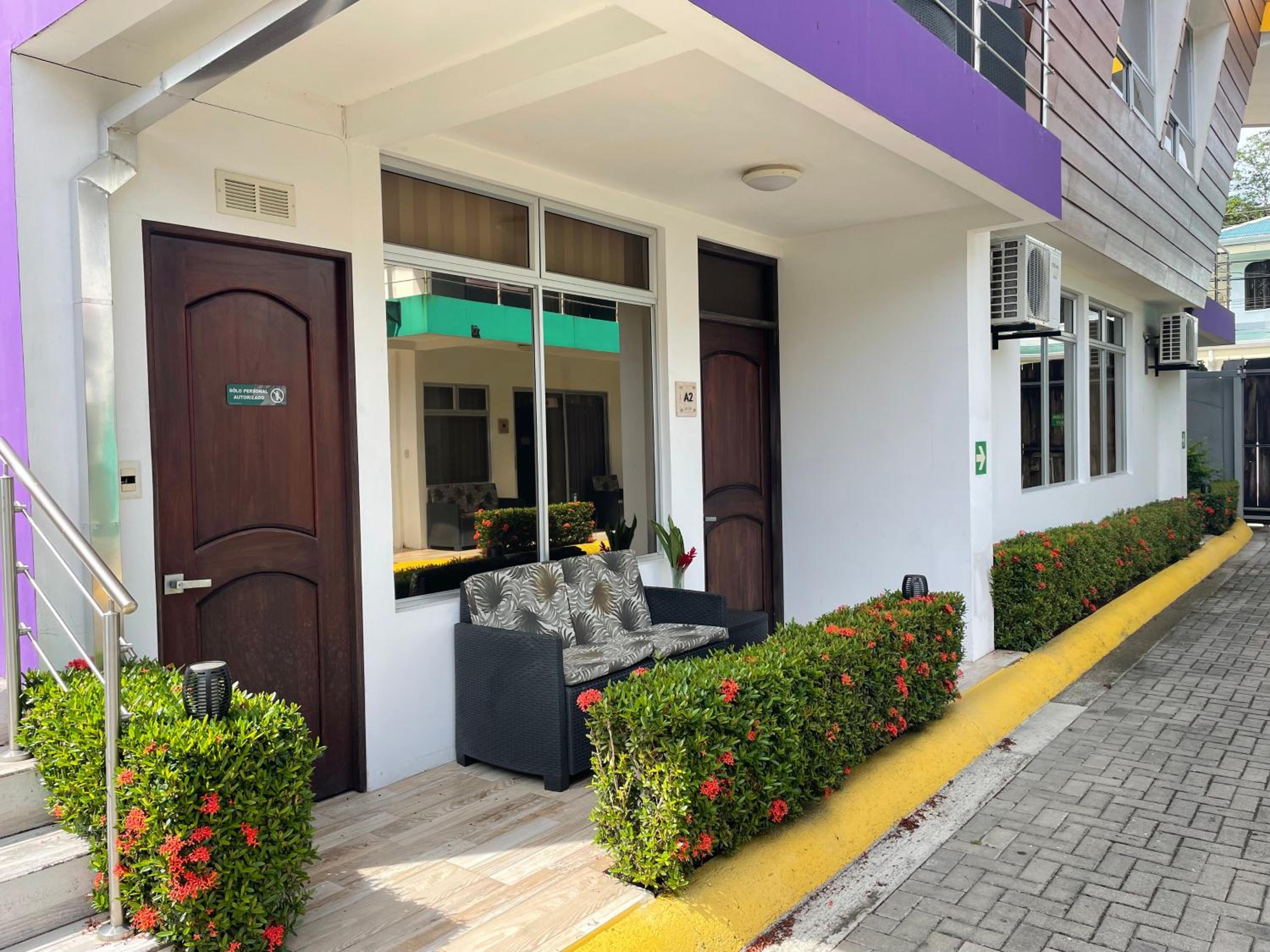 LOFTSCACAO APARTMENTS, Villas Cacao, near to Playa Bonita Limón