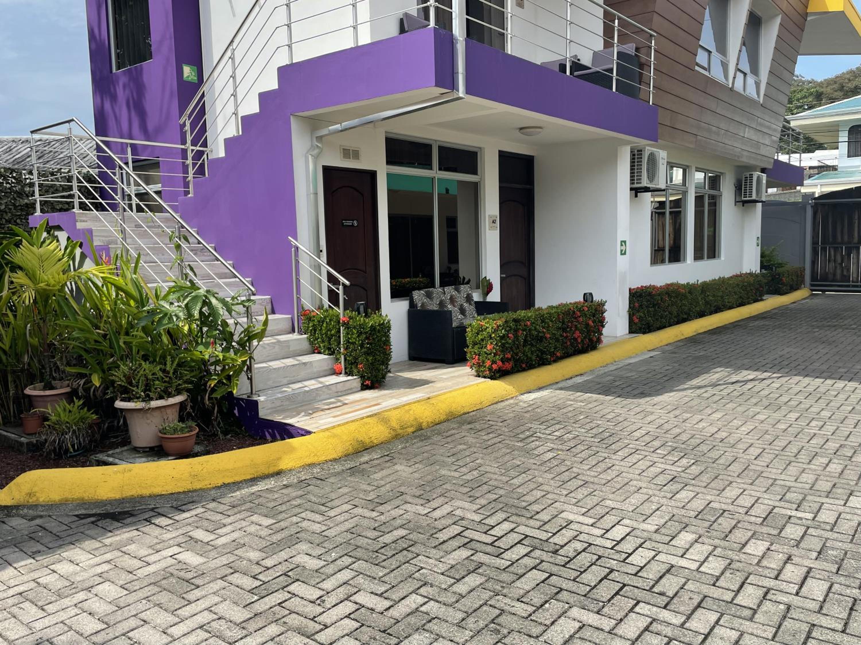 LOFTSCACAO APARTMENTS, Villas Cacao, near to Playa Bonita Limón
