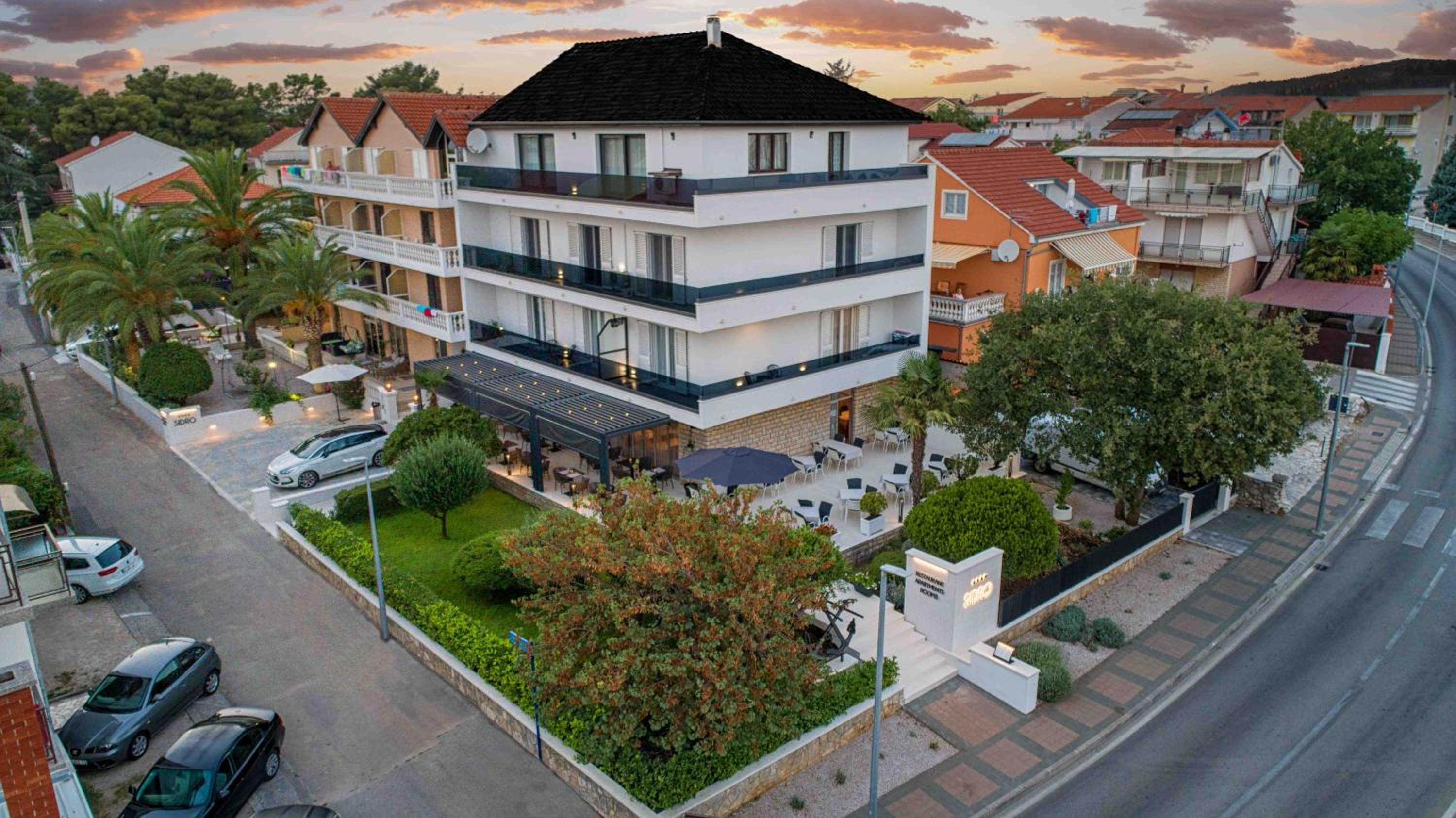 SIDRO Apartments