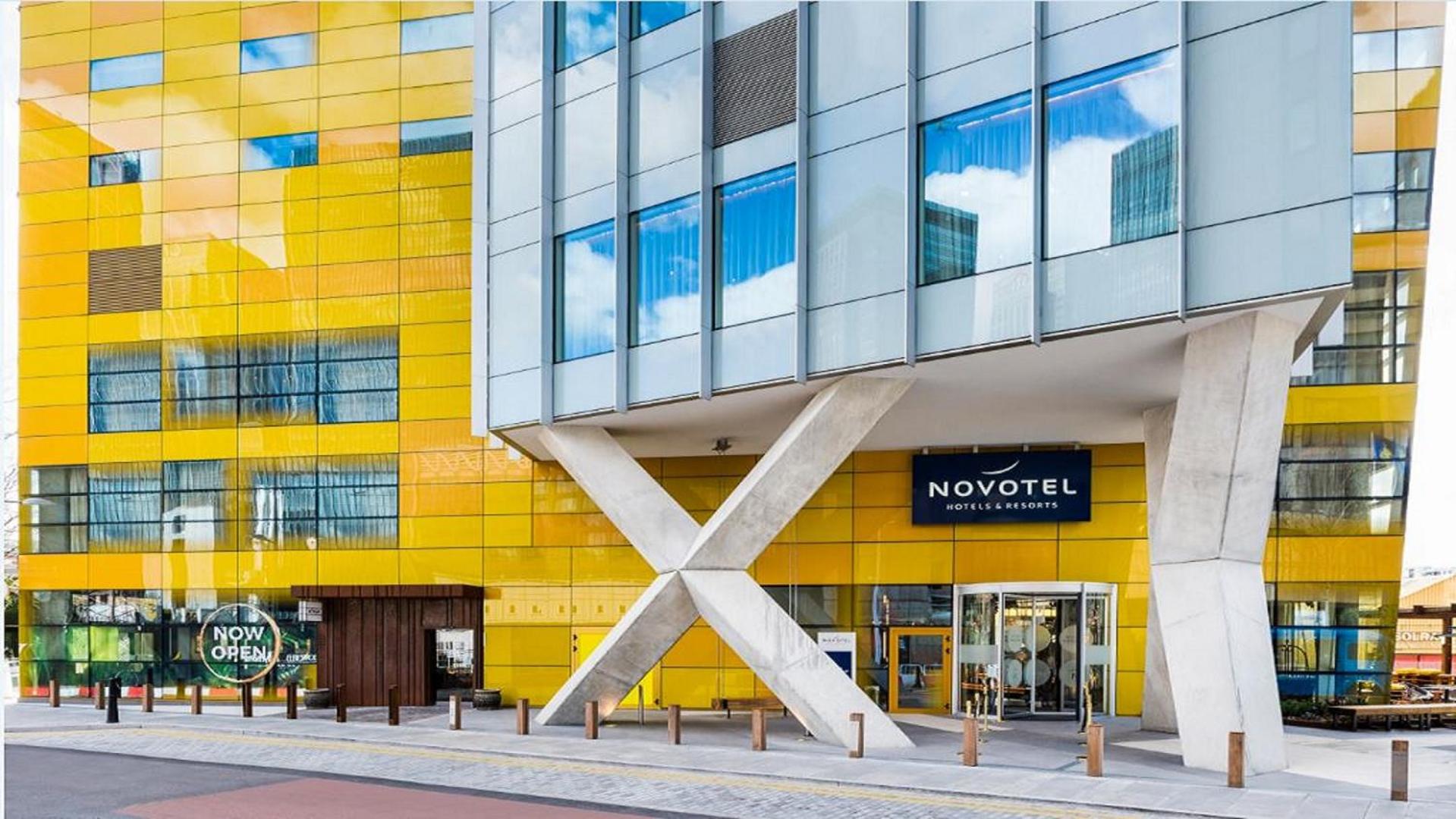 Novotel London Canary Wharf-3