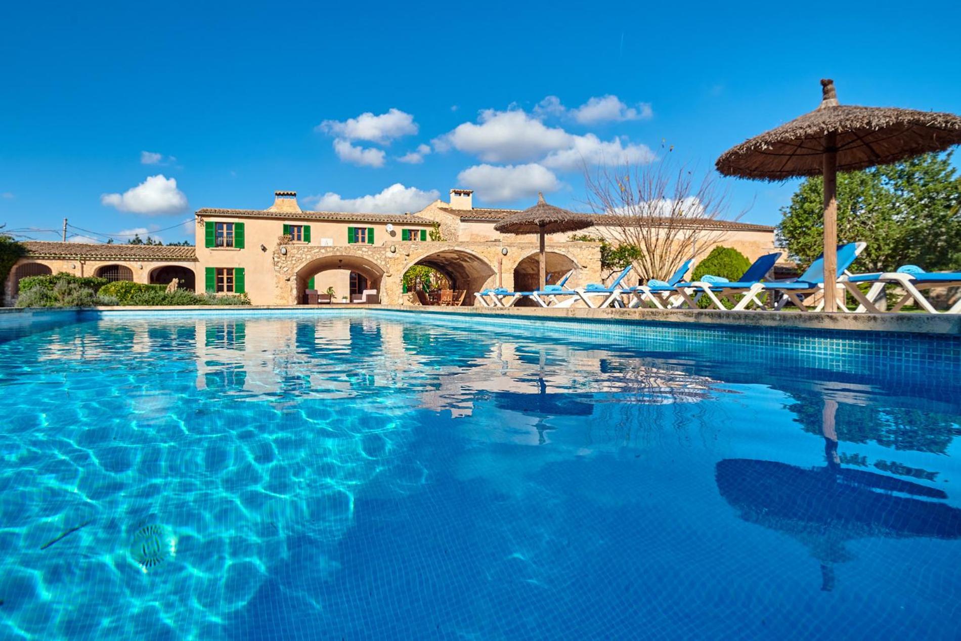 Finca Son Oliver by Mallorca House Rent
