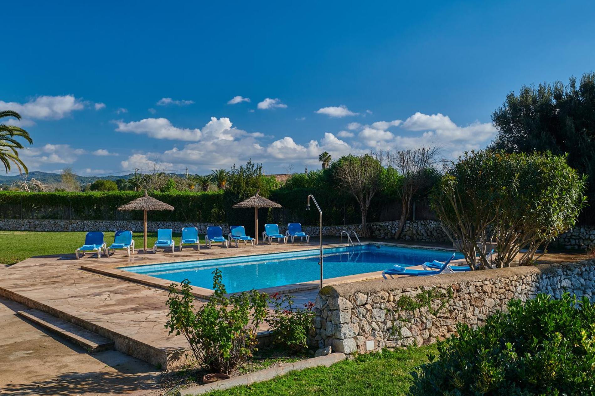 Finca Son Oliver by Mallorca House Rent