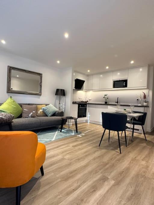 Sea View Apartment Poole Quay - FREE Parking view 4