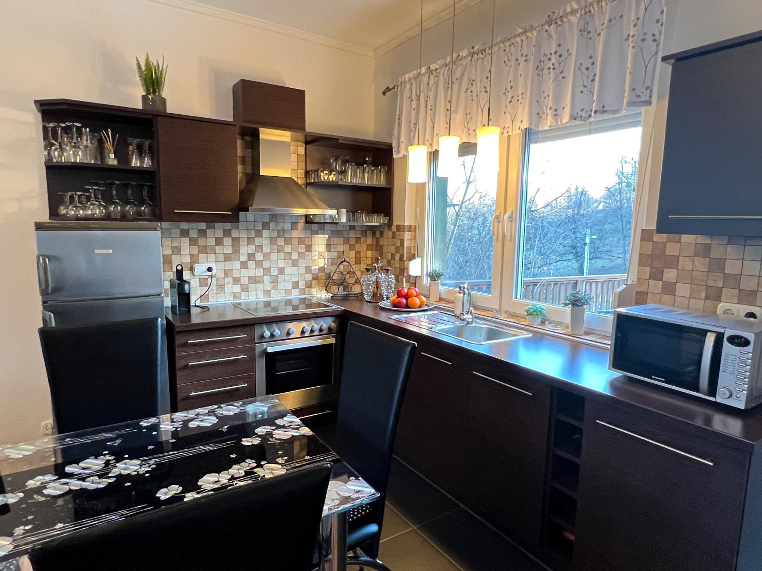 SunnySide Apartmanház view 5