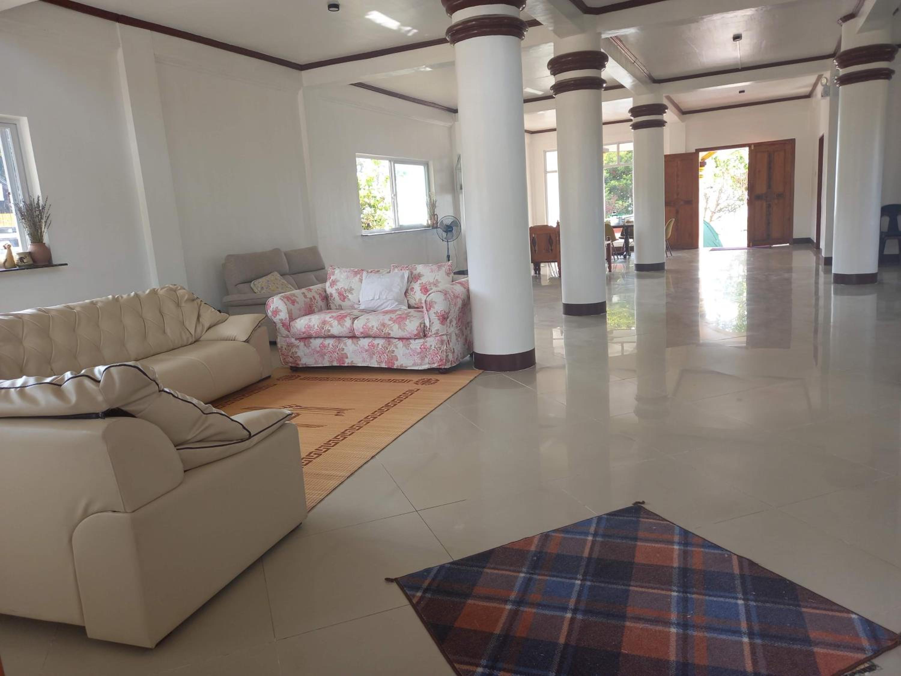 Seven Waves Beachfront Vacation Home, Bauang La Union view 4