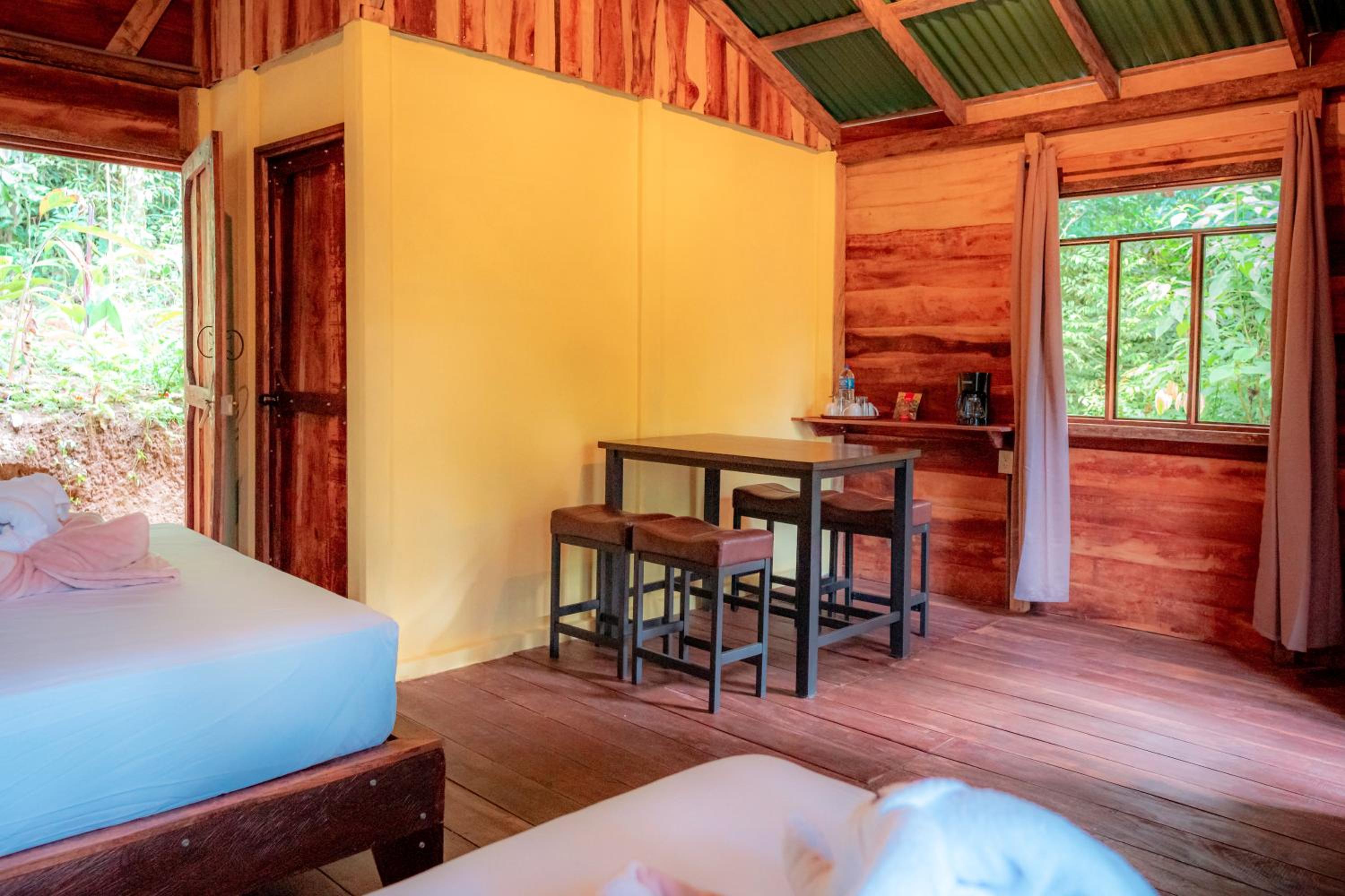 La Tigra Rainforest Lodge
