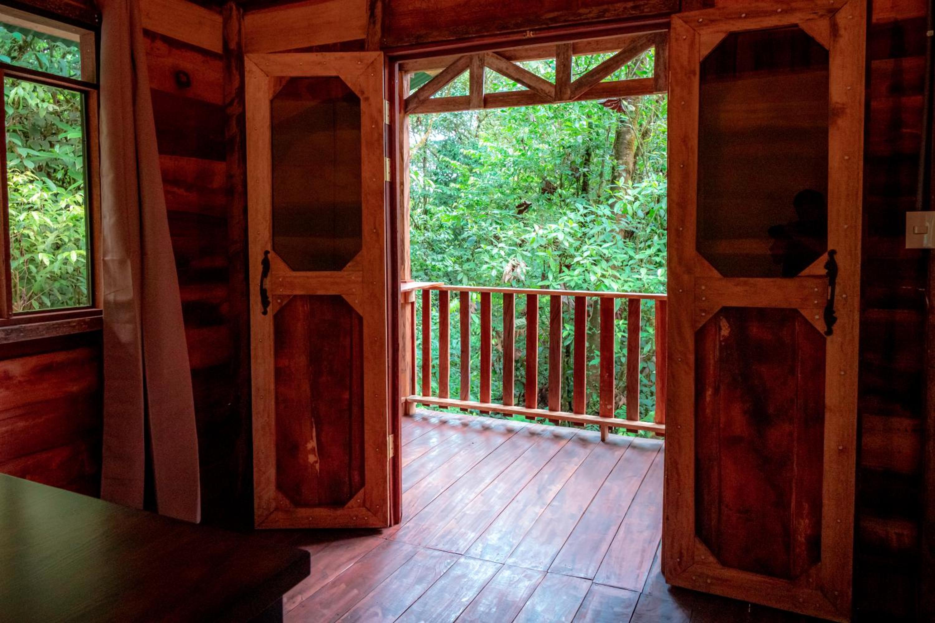 La Tigra Rainforest Lodge