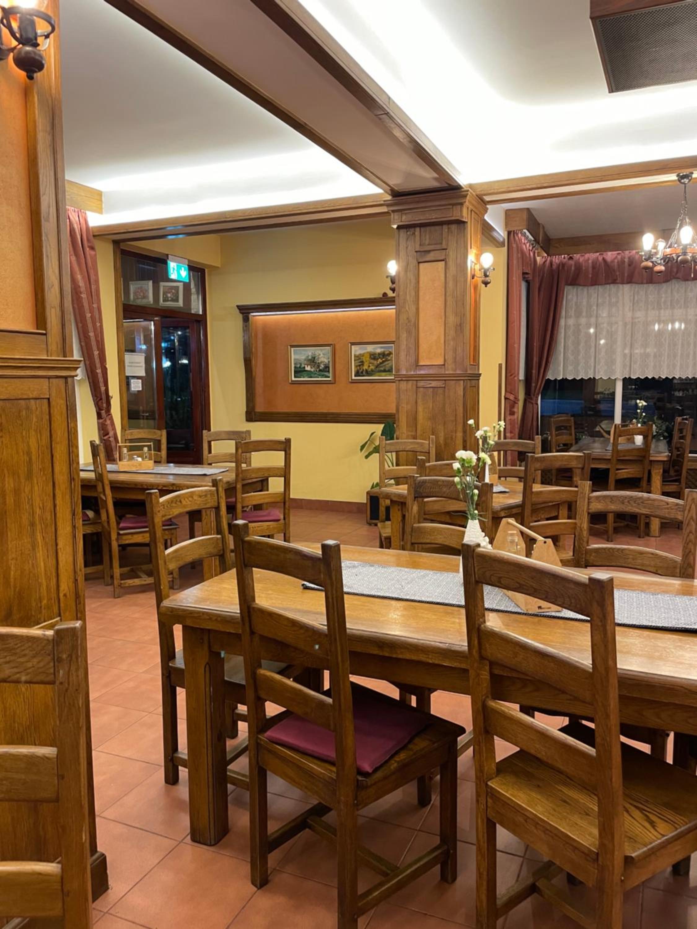 Pensiune Restaurant ROUTE60 view 3
