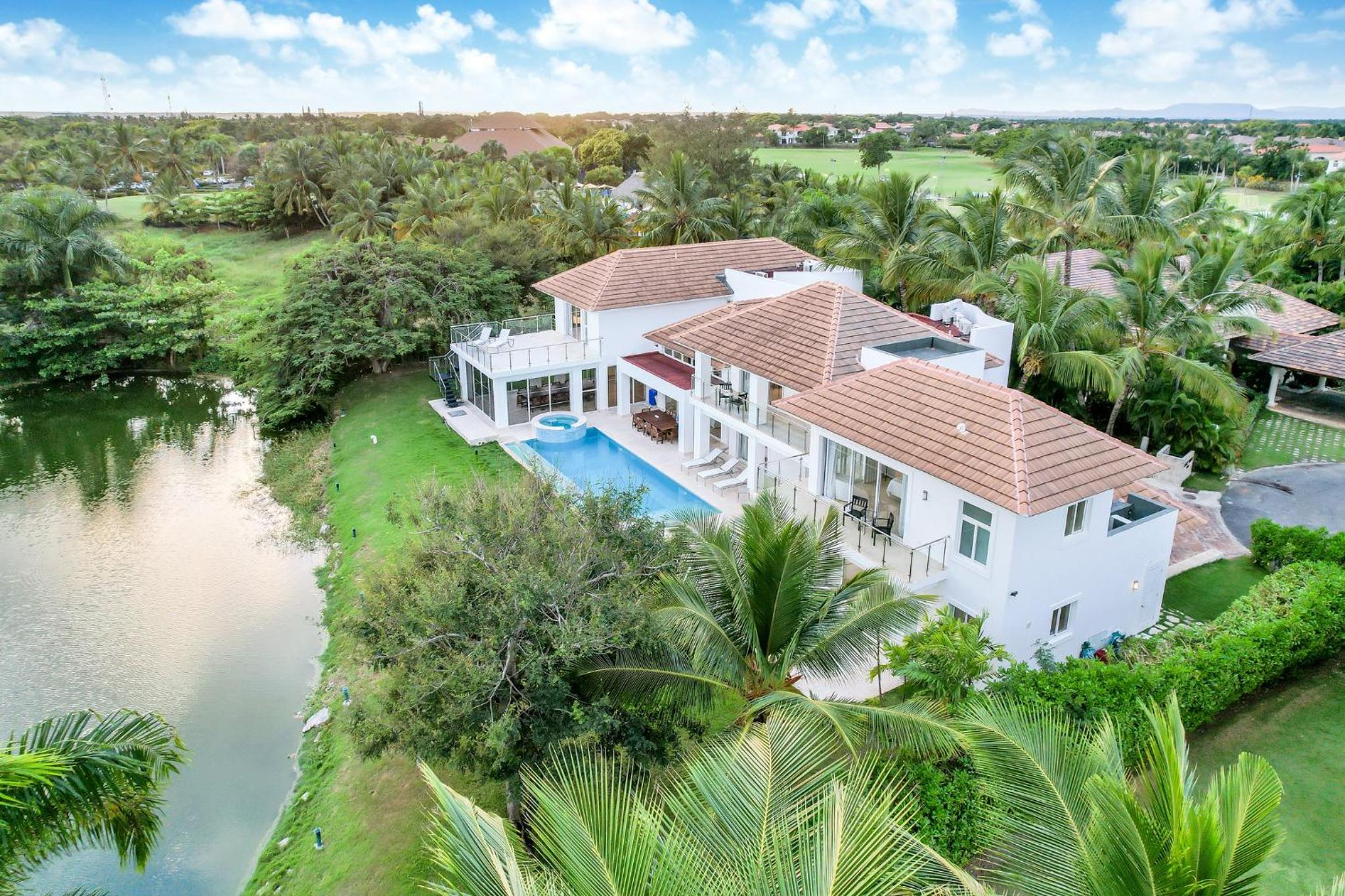 Best Private Cocotal Villas in Punta Cana view 5