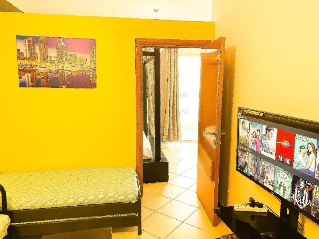 Royal Marina Inn