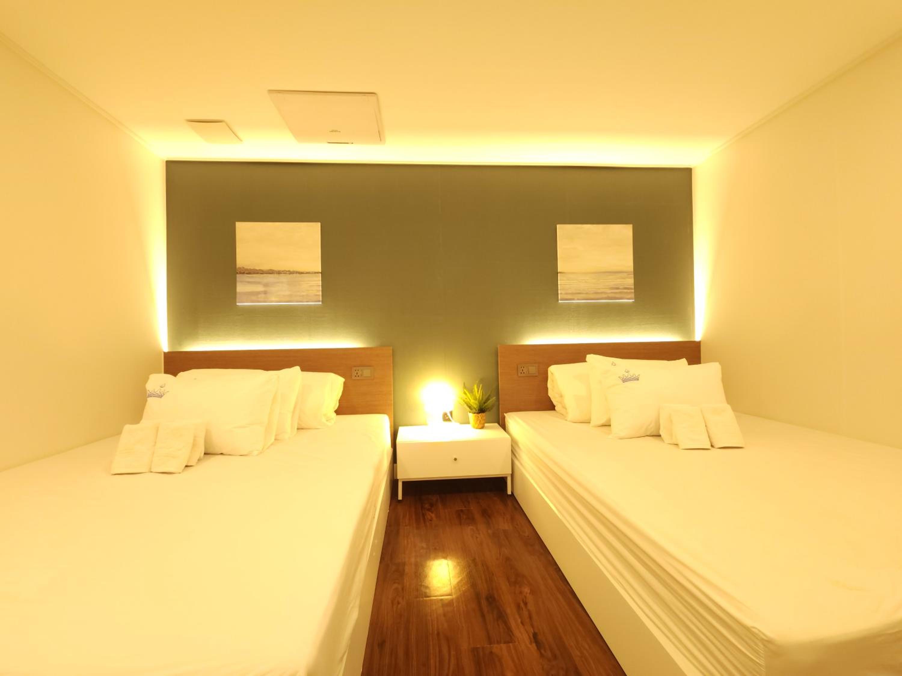 OYO Hostel Myeongdong 5