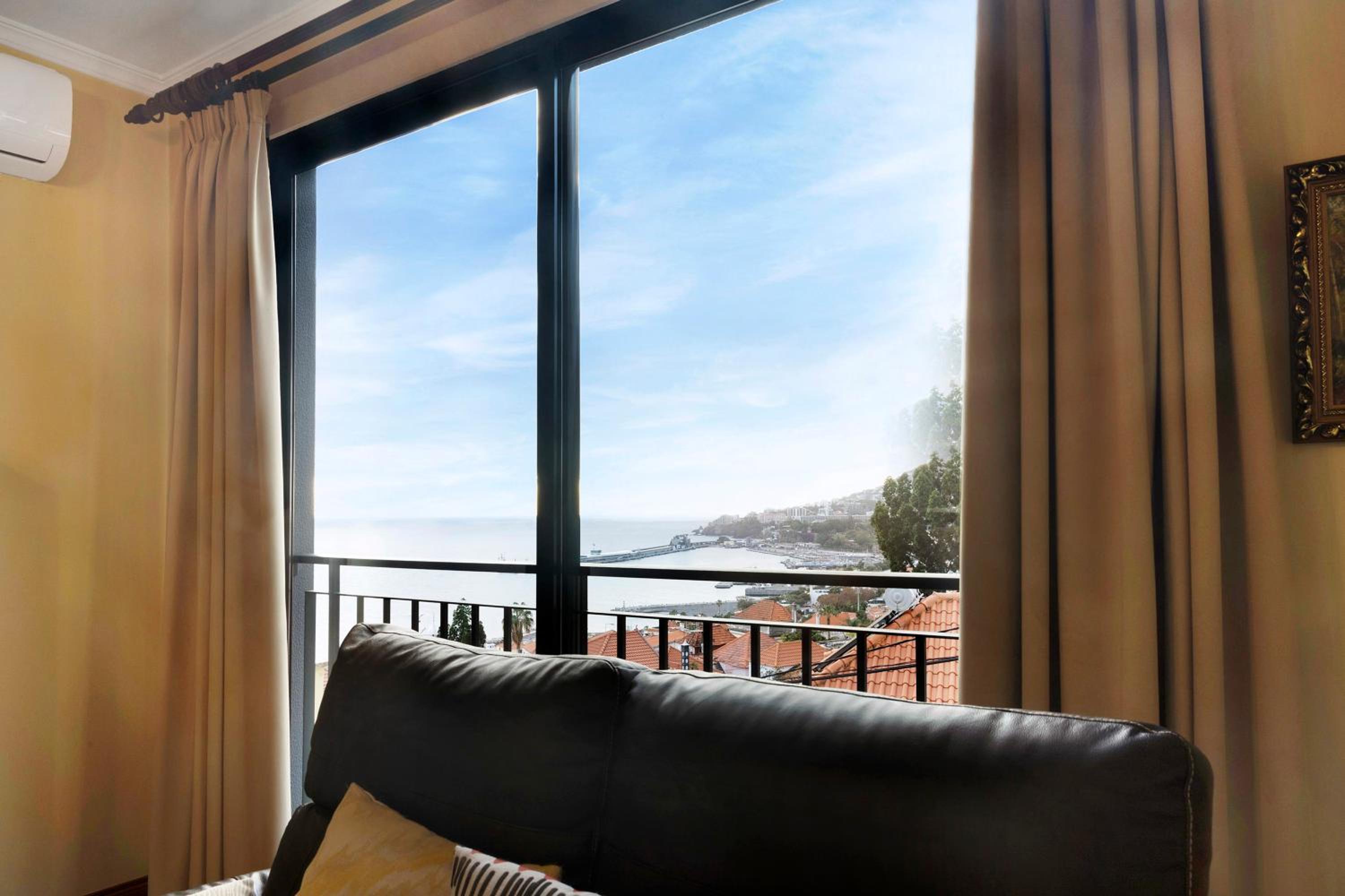 Hotel Palheiro Residence Vista Mar - Image 1