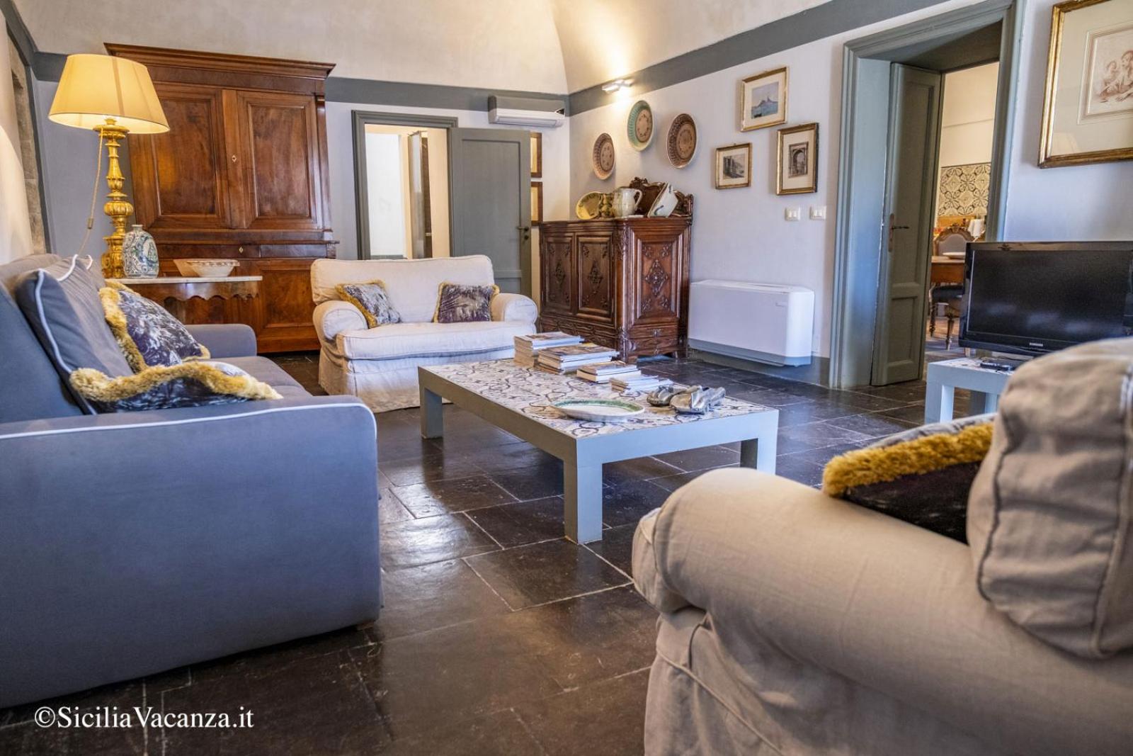 Modica Luxury Palace
