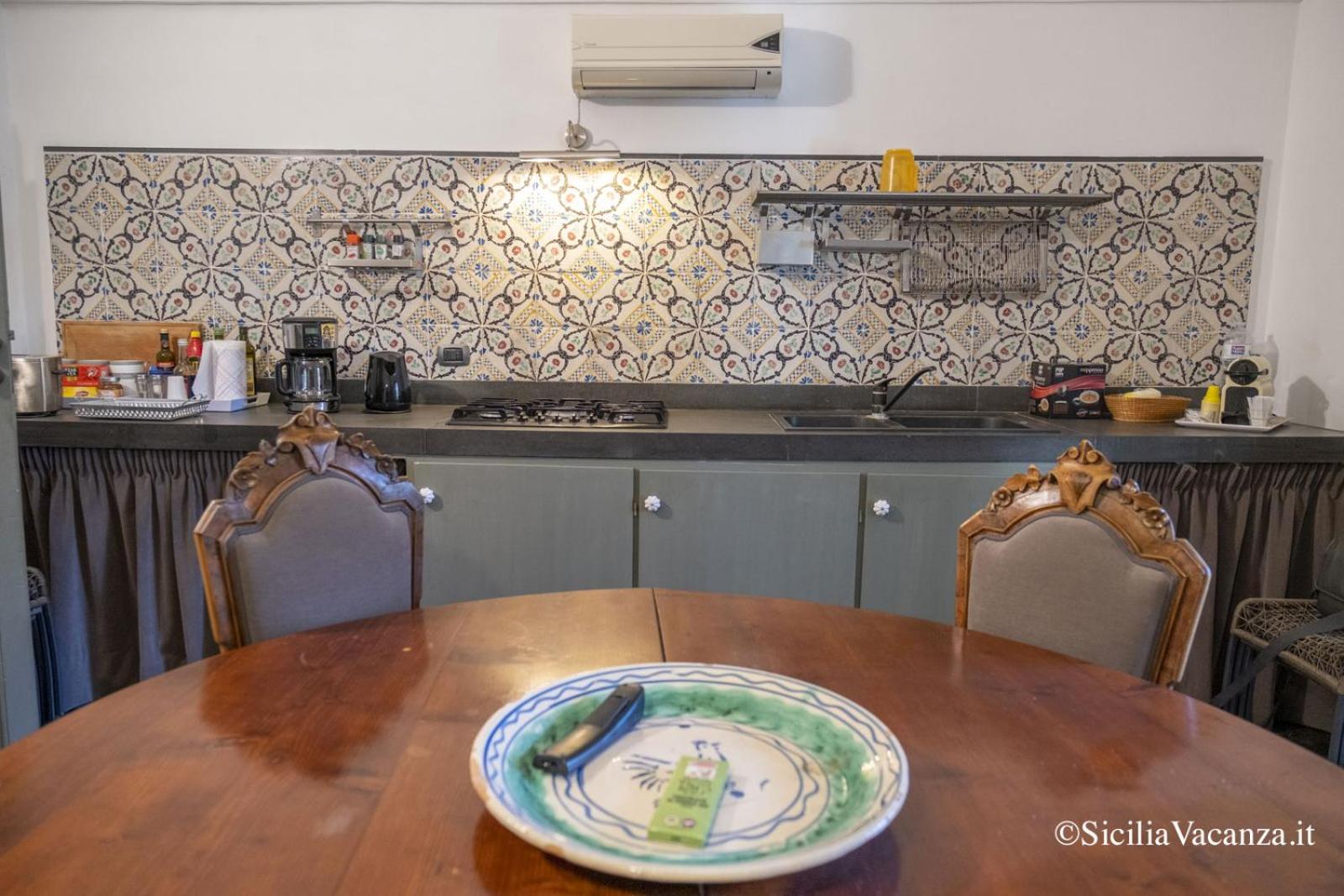 Modica Luxury Palace