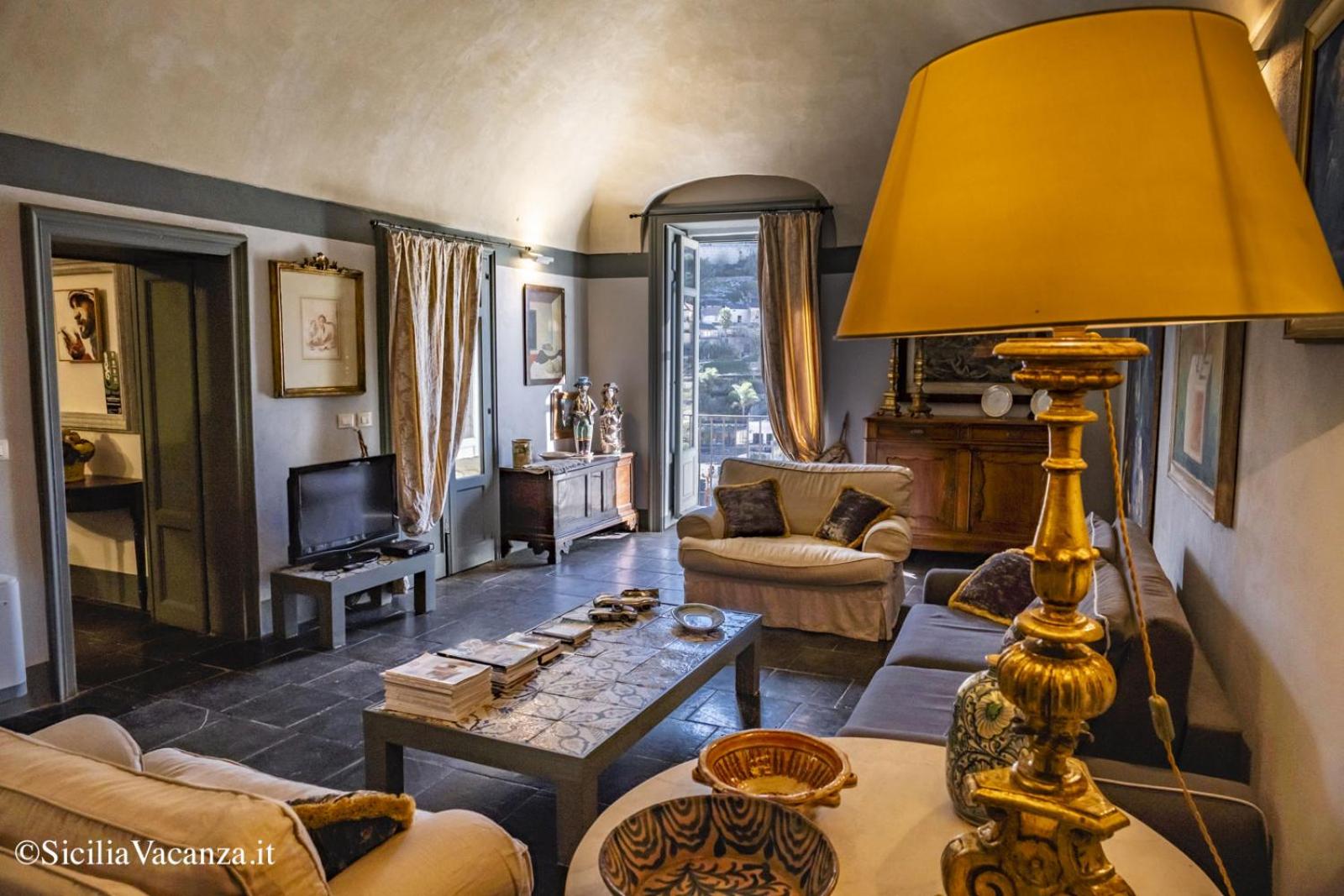 Modica Luxury Palace