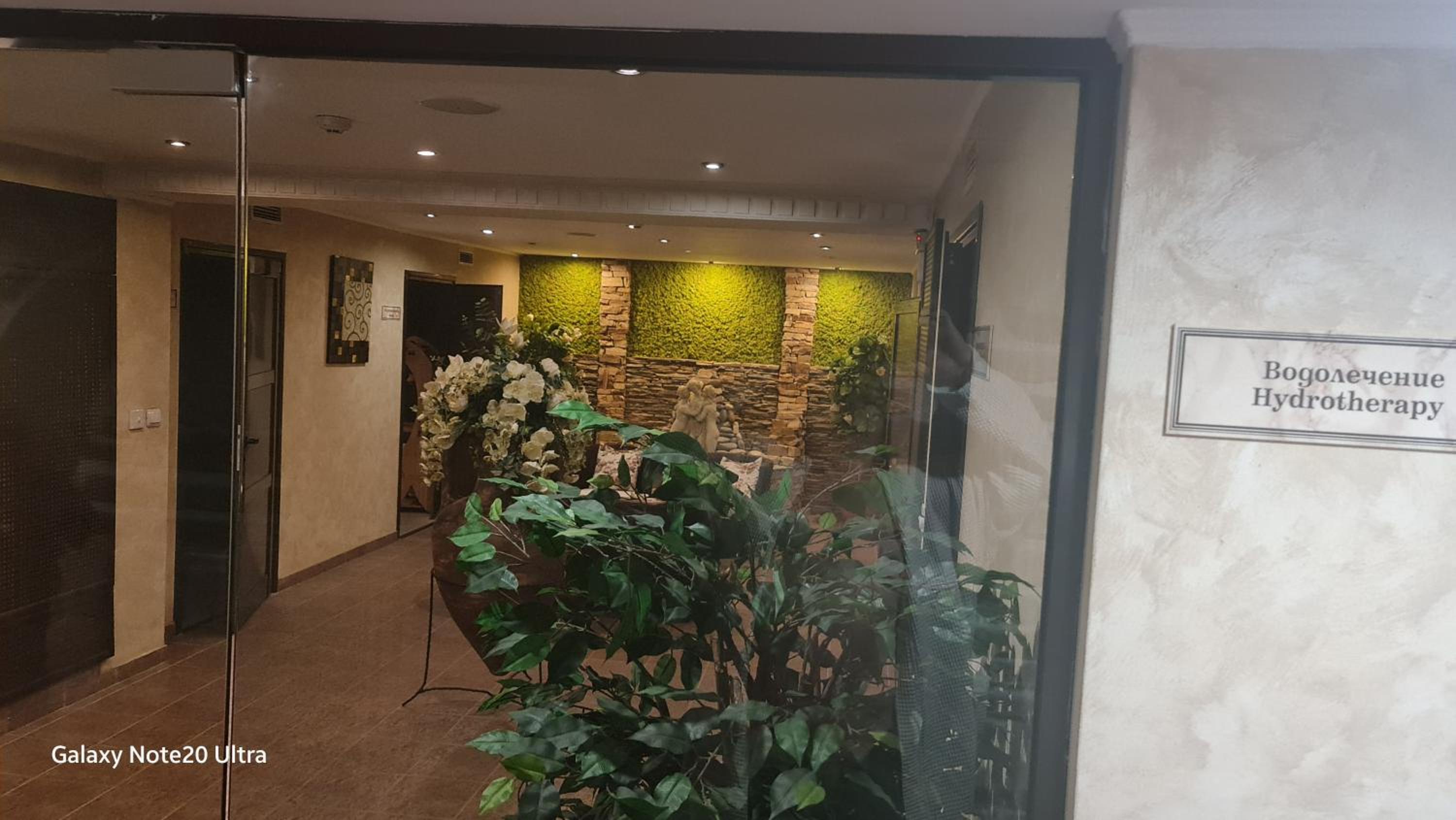 Suite Roma 2 at Spa Club Bor