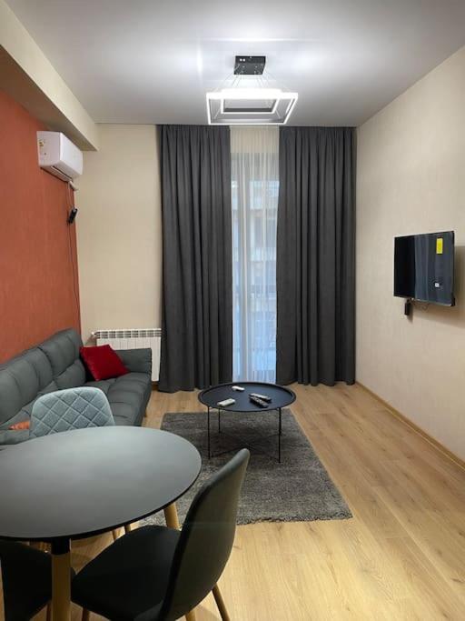 New Central Apartment in Tbilisi view 4