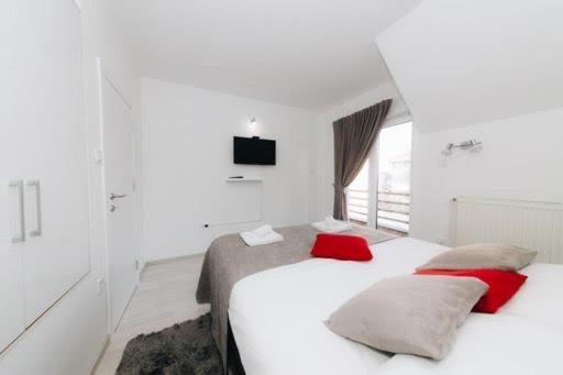 Duga apartmani view 3