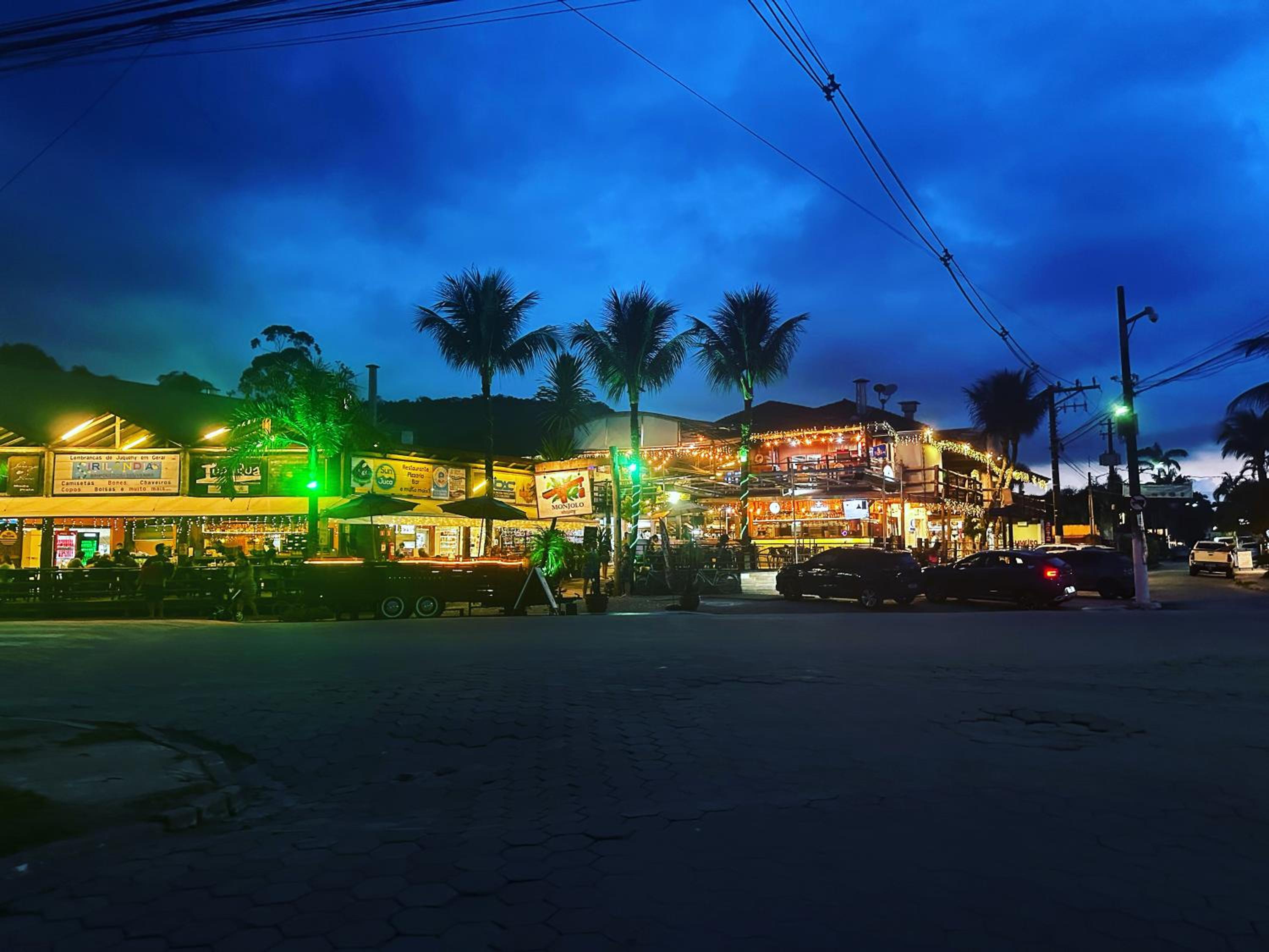 Casa de boneca em Condomínio - Juquehy