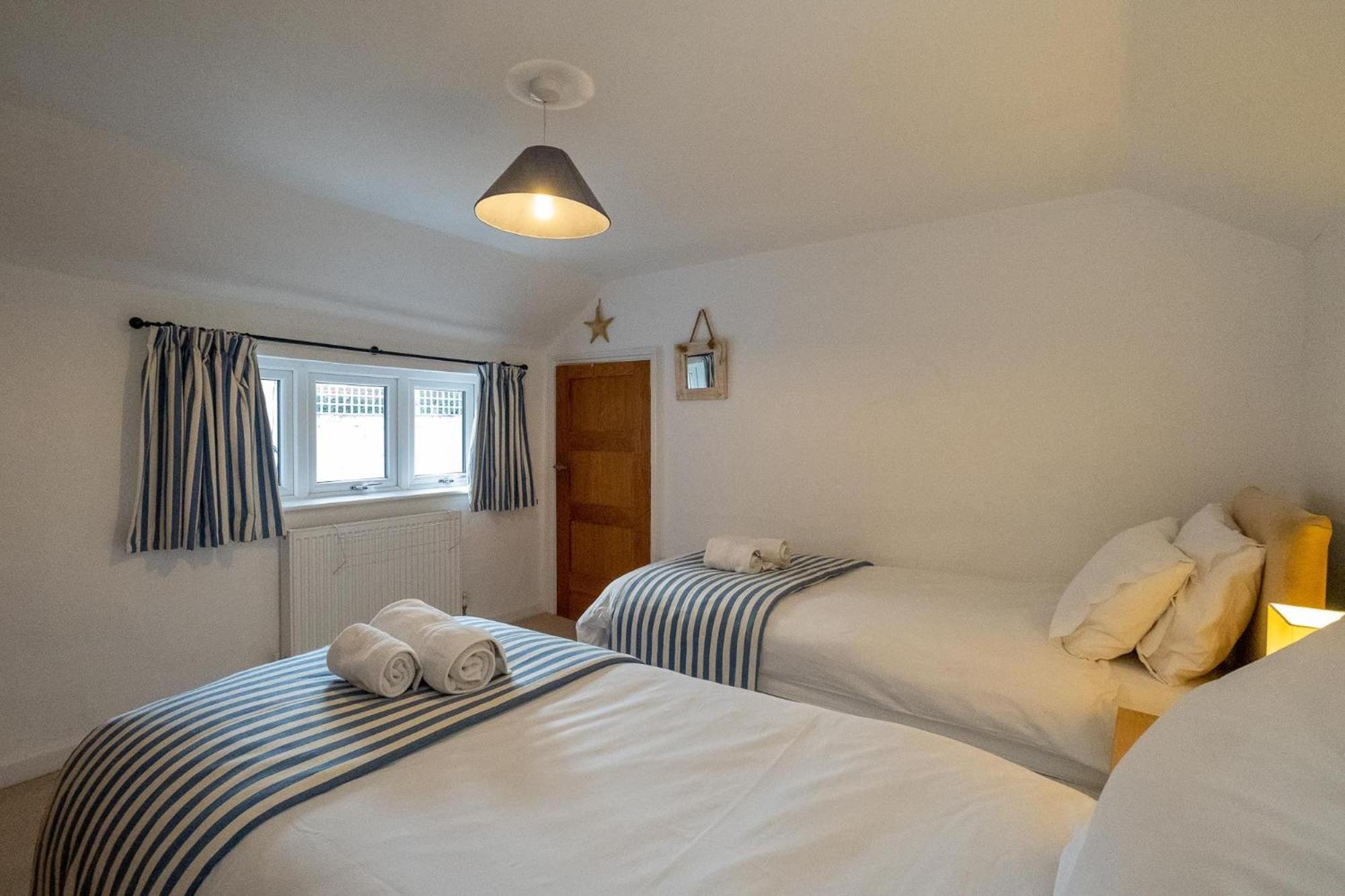The Pink House, Aldeburgh view 5