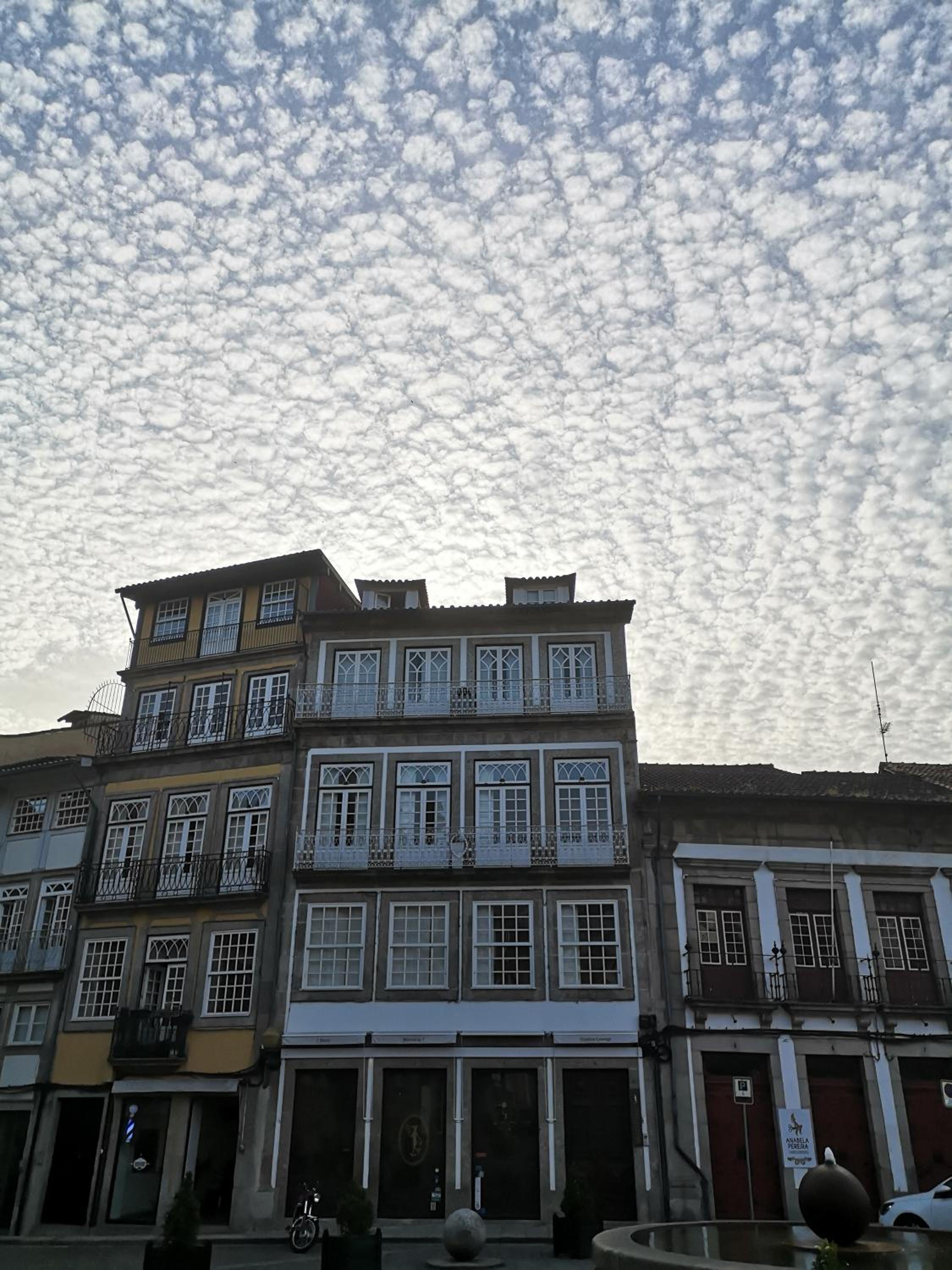 Guimarães Studios Lounge view 2