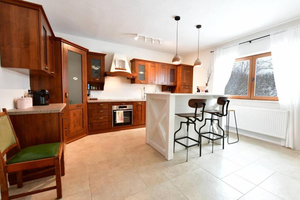 House Boshanar