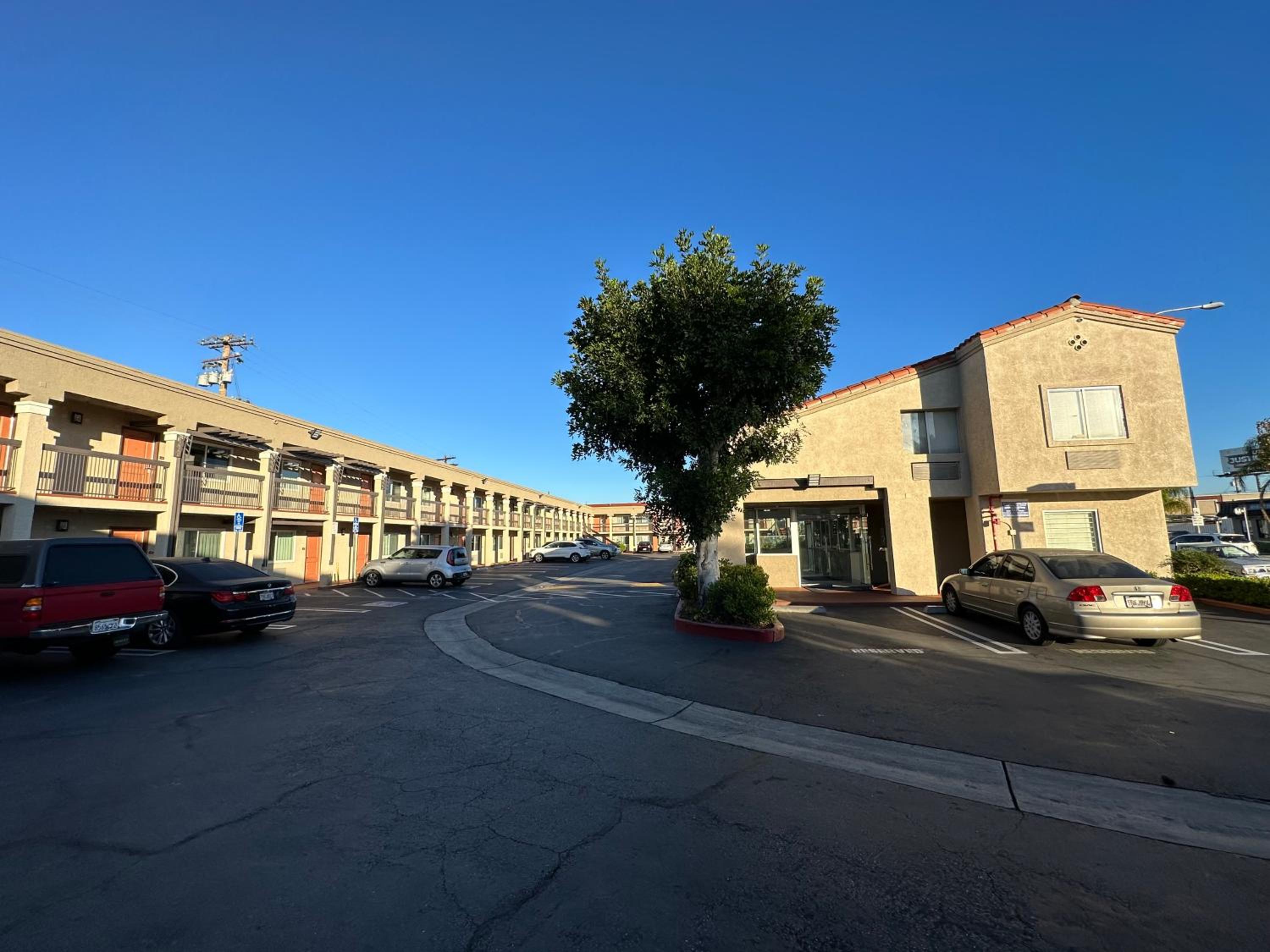 Rodeway Inn South Gate - Los Angeles South