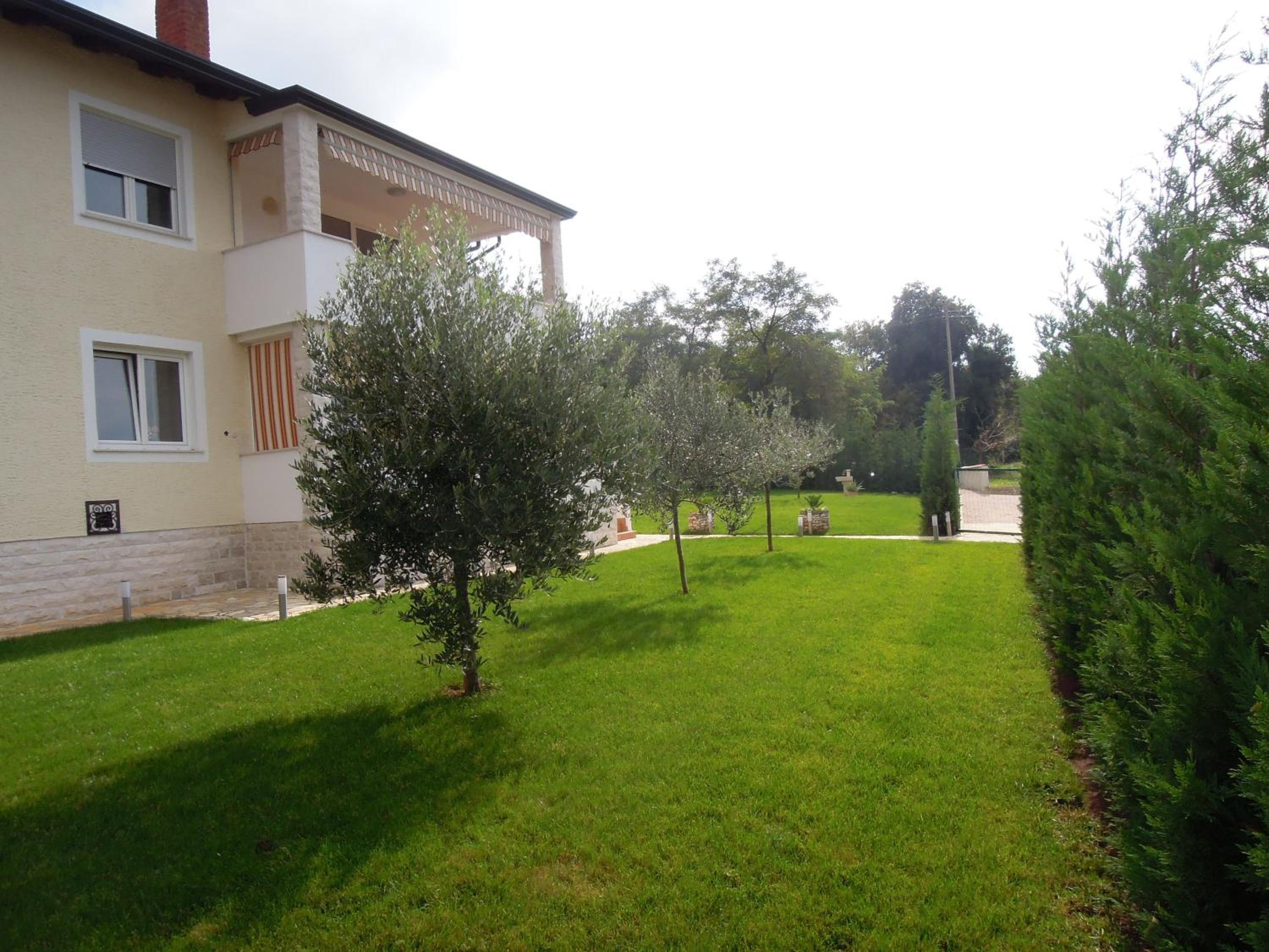 Holiday Home Villa Ivan view 3