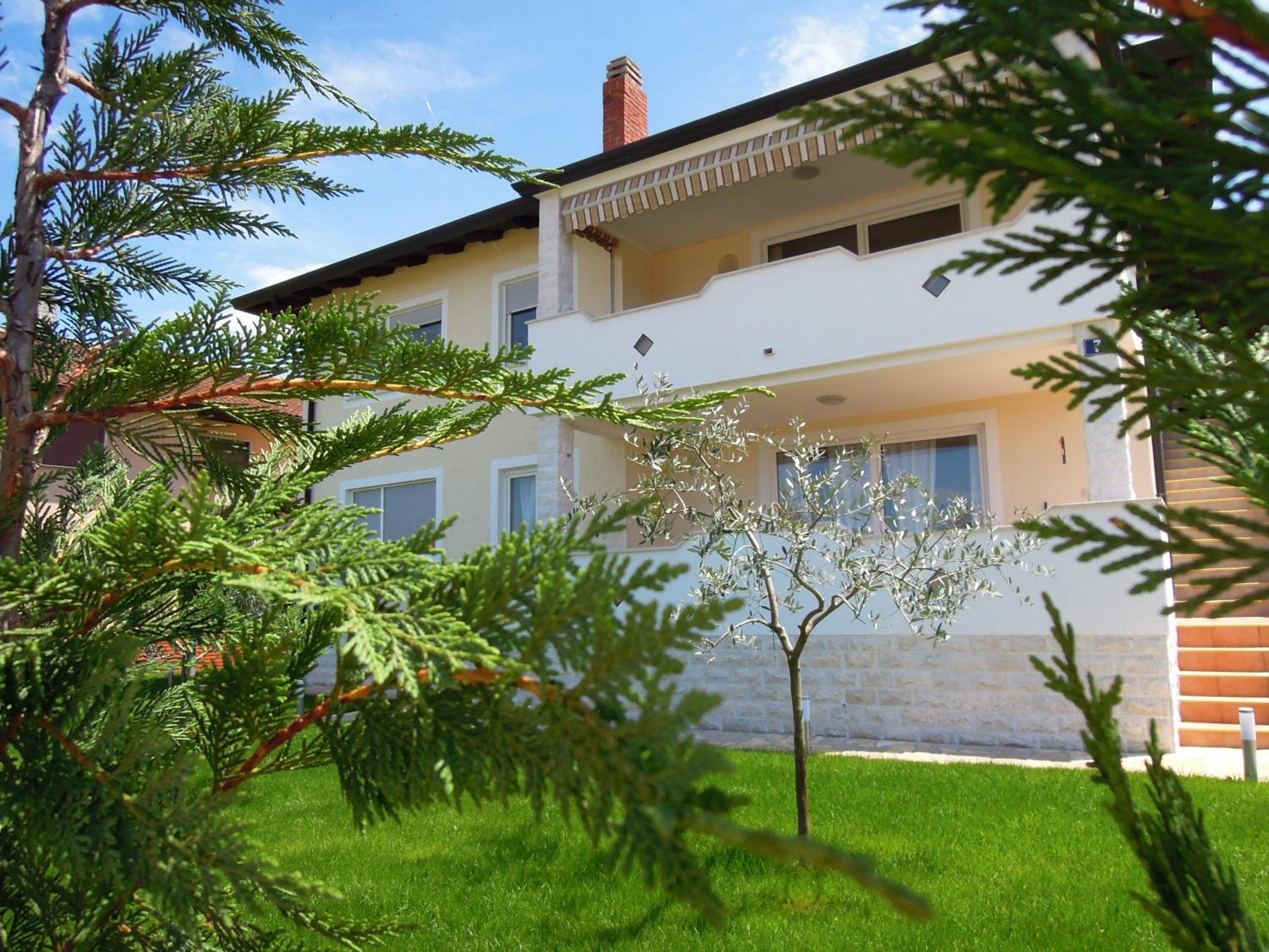 Holiday Home Villa Ivan view 2