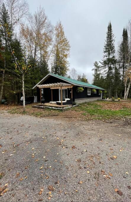 Beautiful River Front Home on 43 Acres