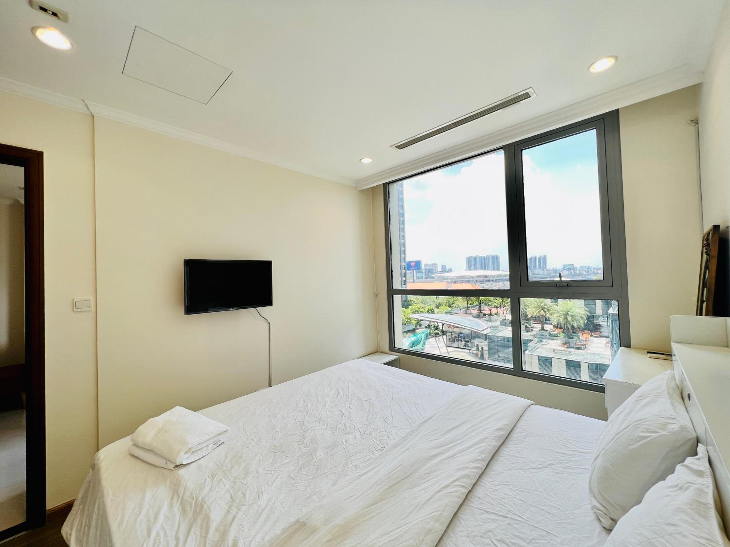 Landmark Vinhomes Service Apartment
