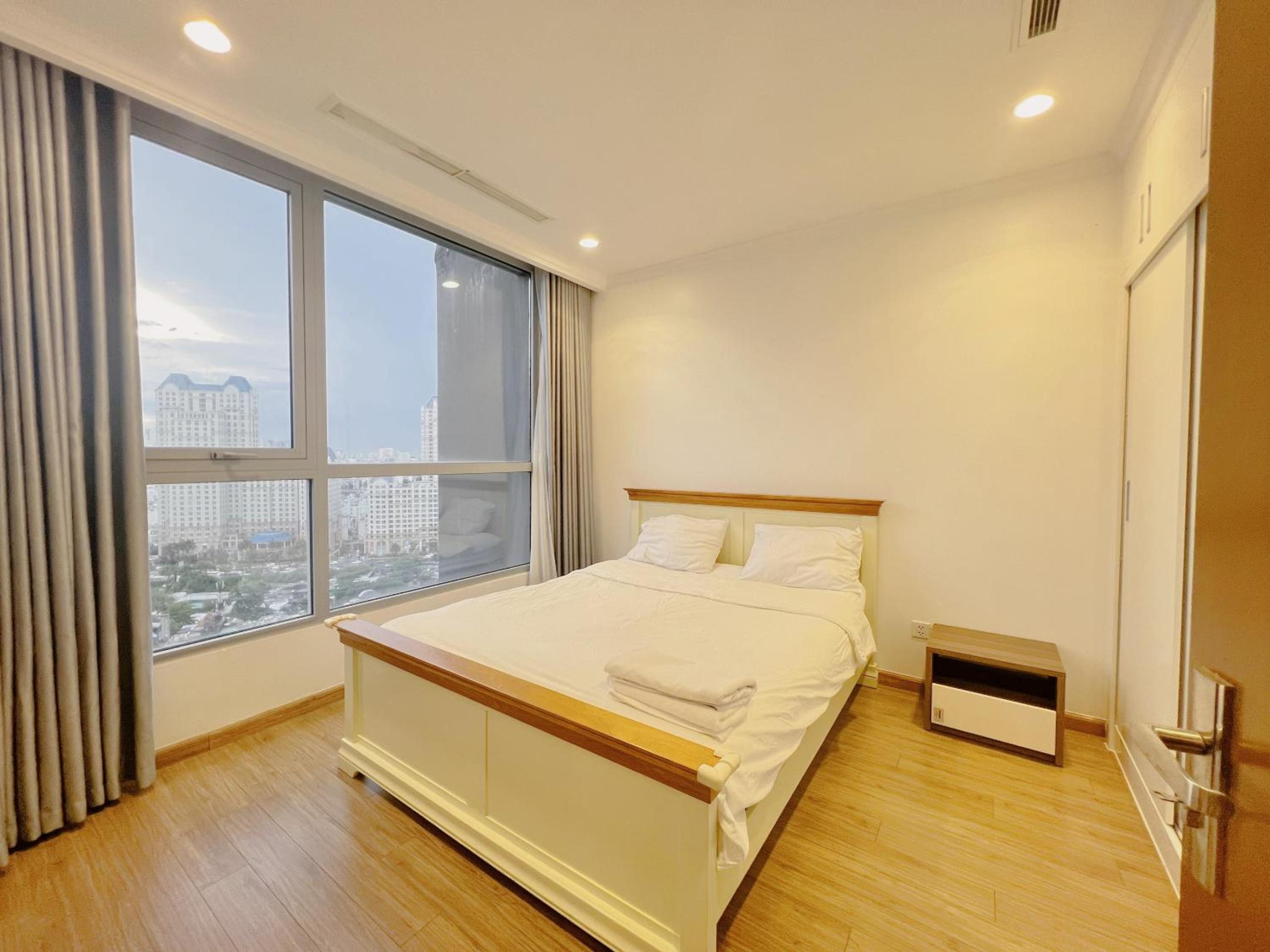 Landmark Vinhomes Service Apartment