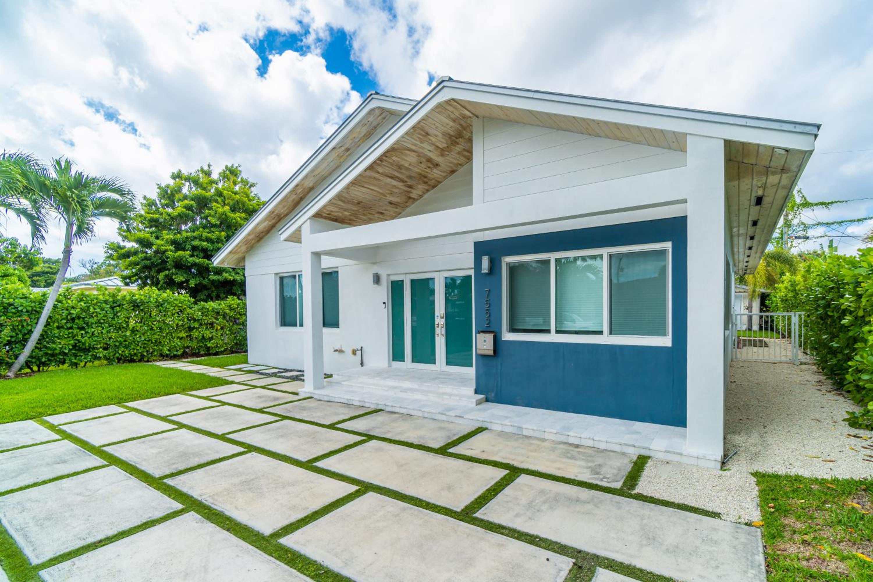 Hotel Luxury House 4 Beds Heated Pool W Jaccuzzi