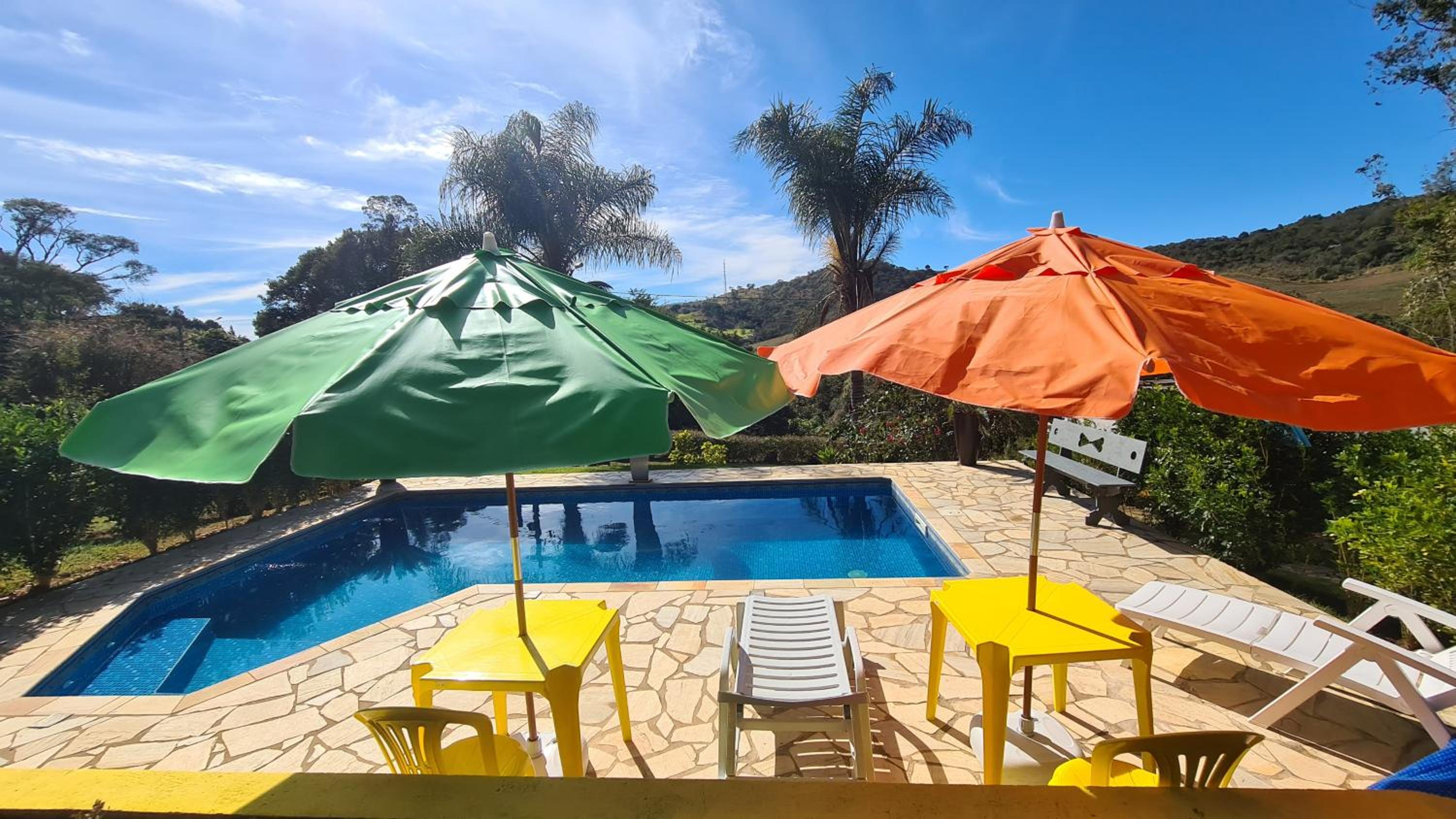 Piscina Climatizada em condomínio - Atibaia SP