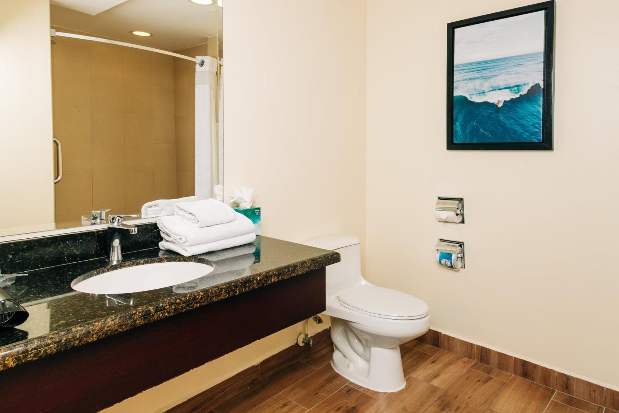 San Salvador Vacations - Holiday Inn San Salvador, an IHG Hotel - Property Image 64