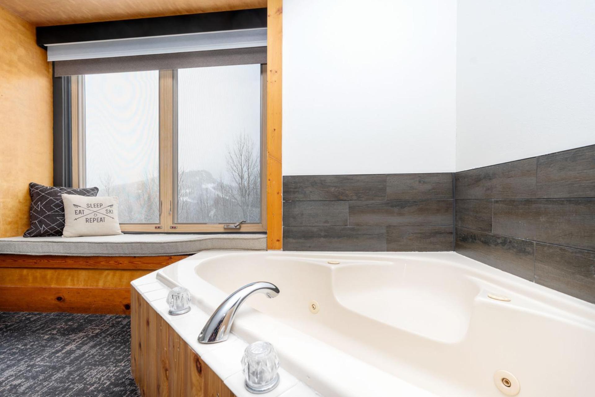 Caribou Highlands Lodge