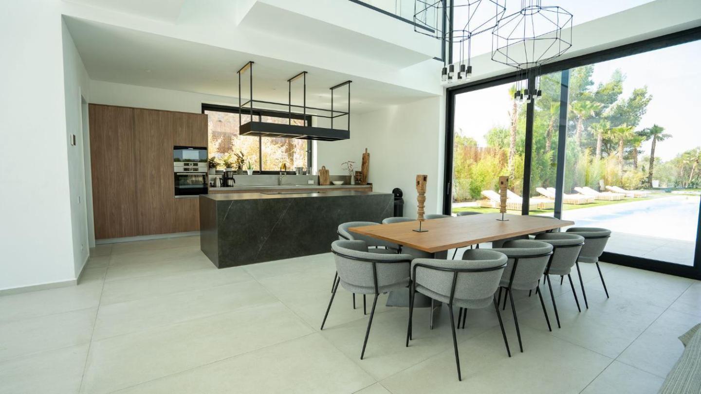 Contemporary villa near Sitges Hills