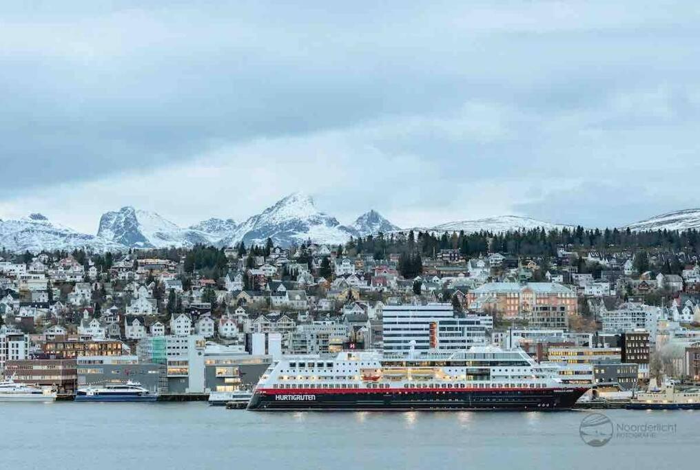 Hotel Cosy flat near Cable car and The Arctic Cathedral - Image 1