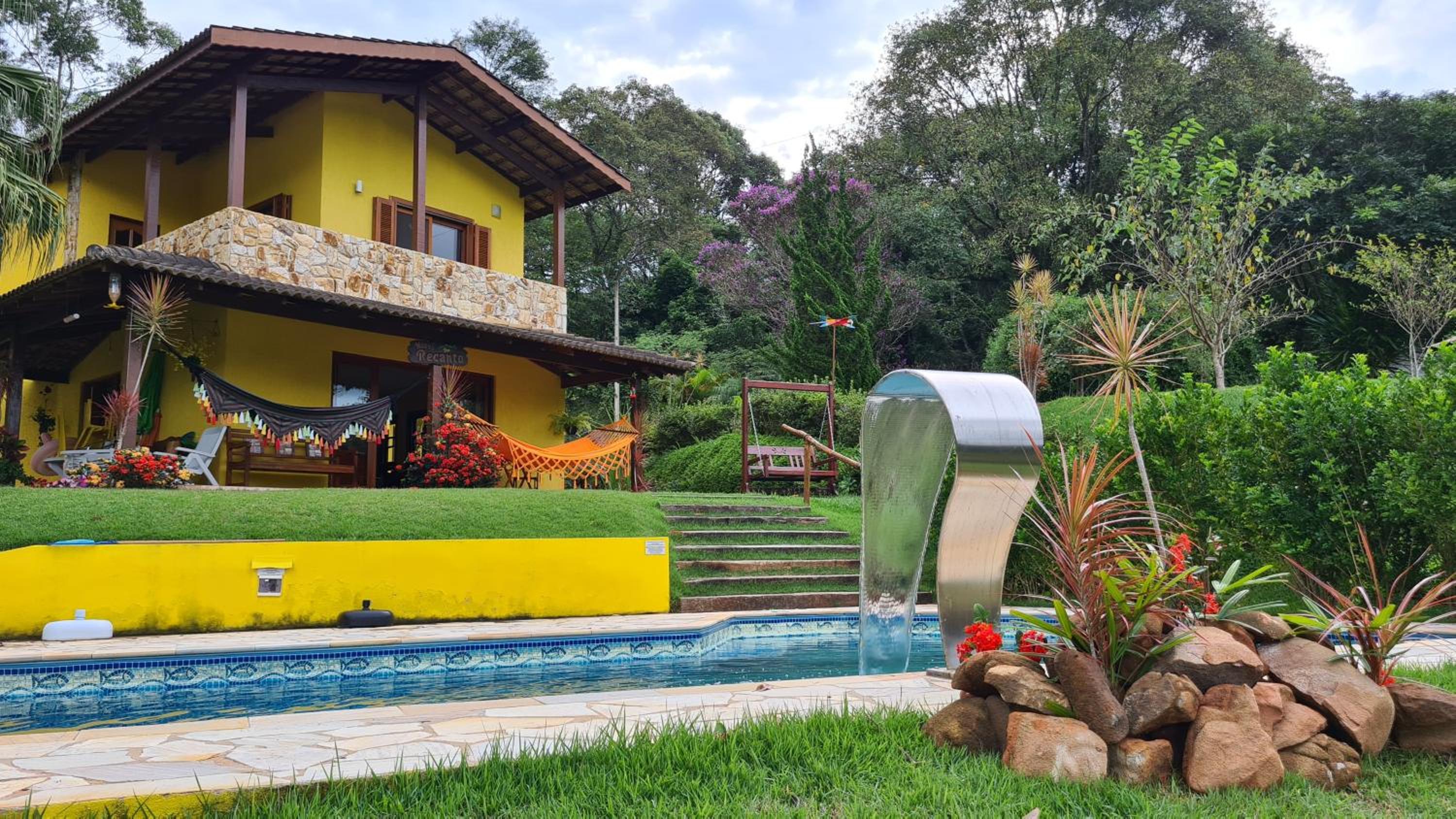 Piscina Climatizada em condomínio - Atibaia SP