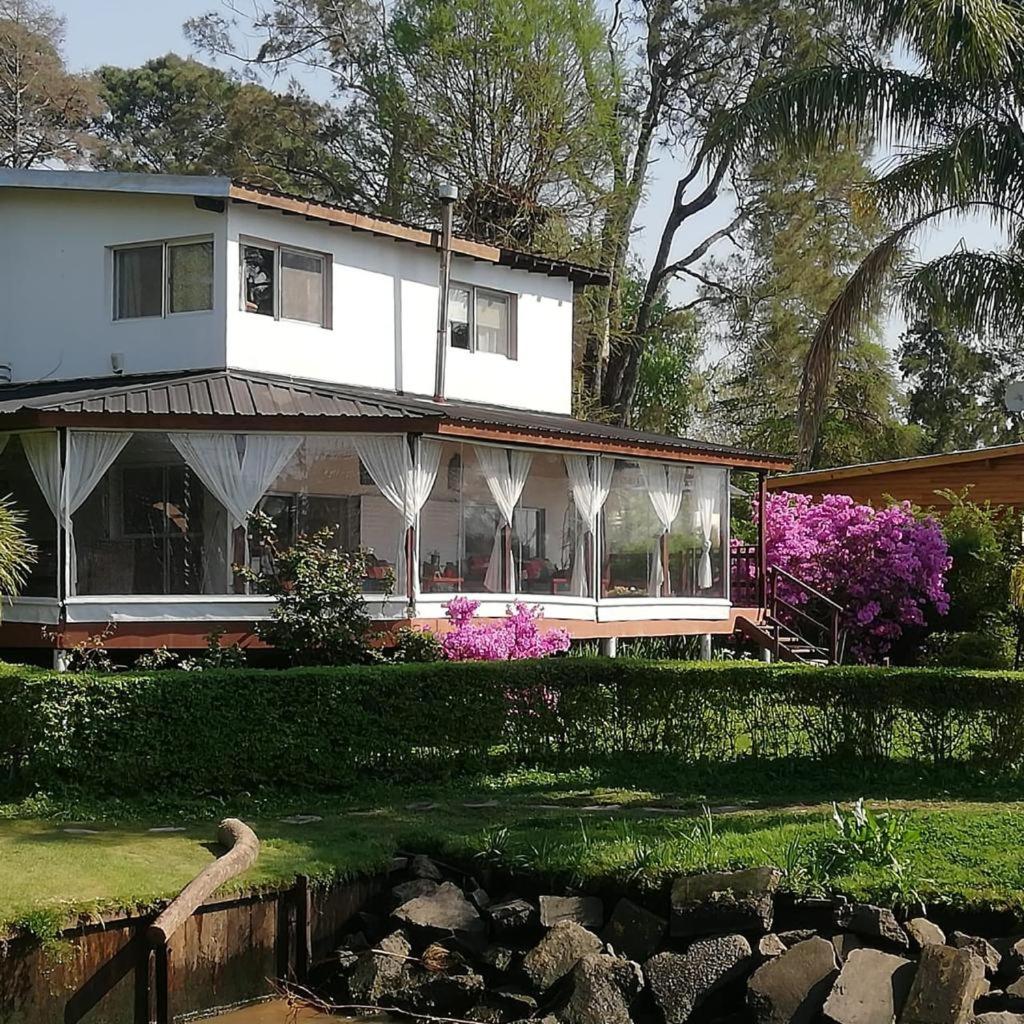 Cabañas - Domos en el Delta del Tigre
