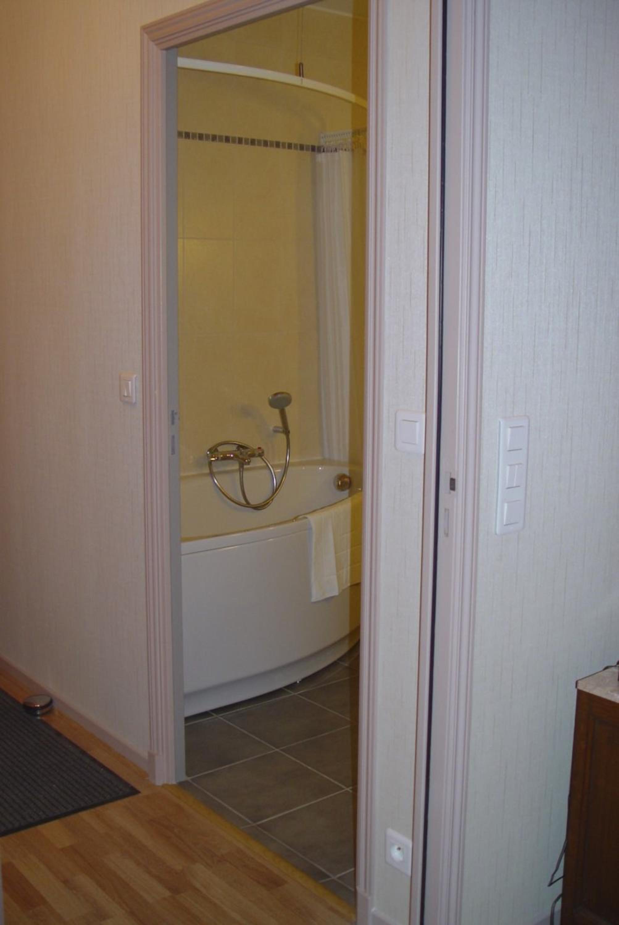 Photo 56