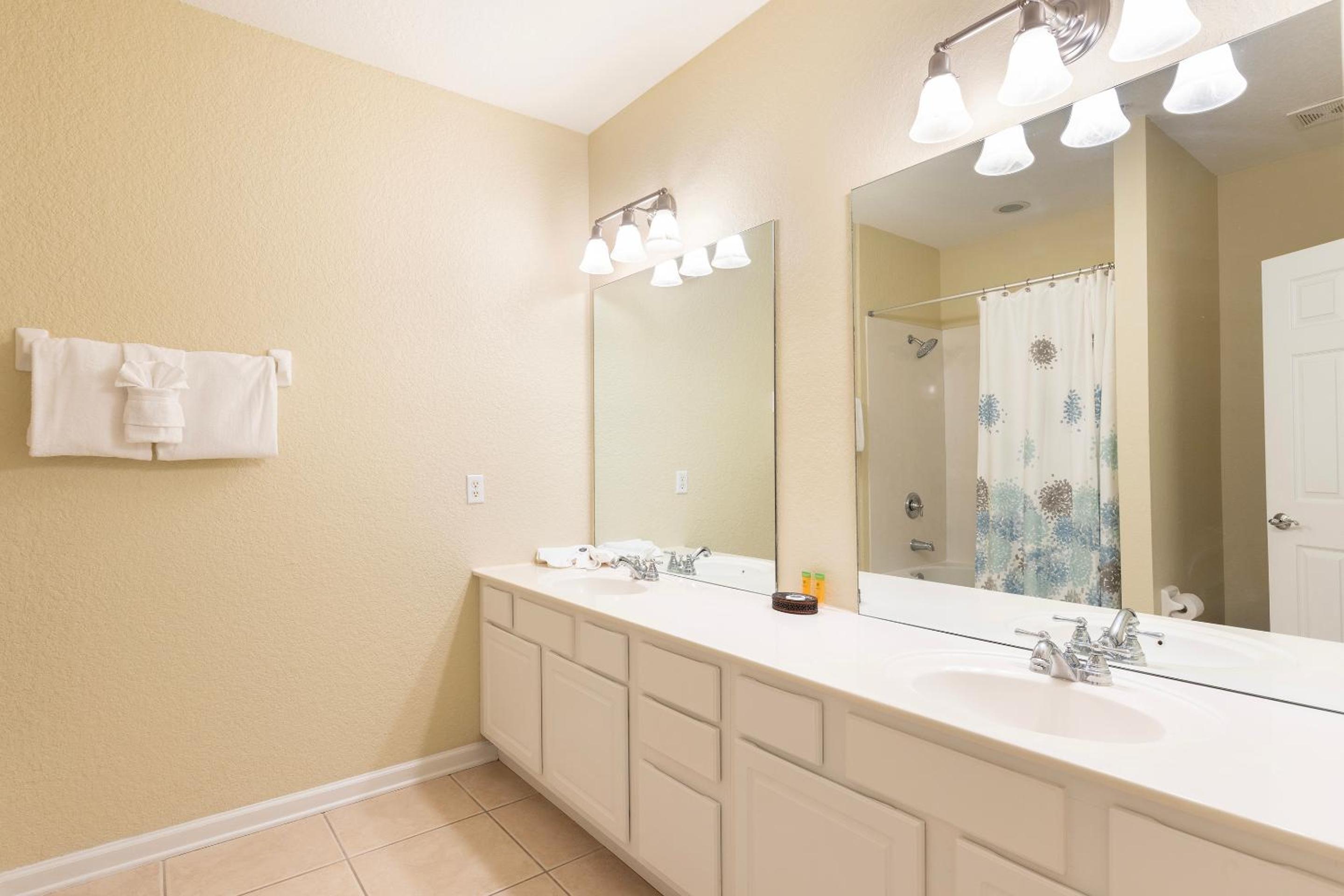 Orlando Resort Rentals at Universal Boulevard