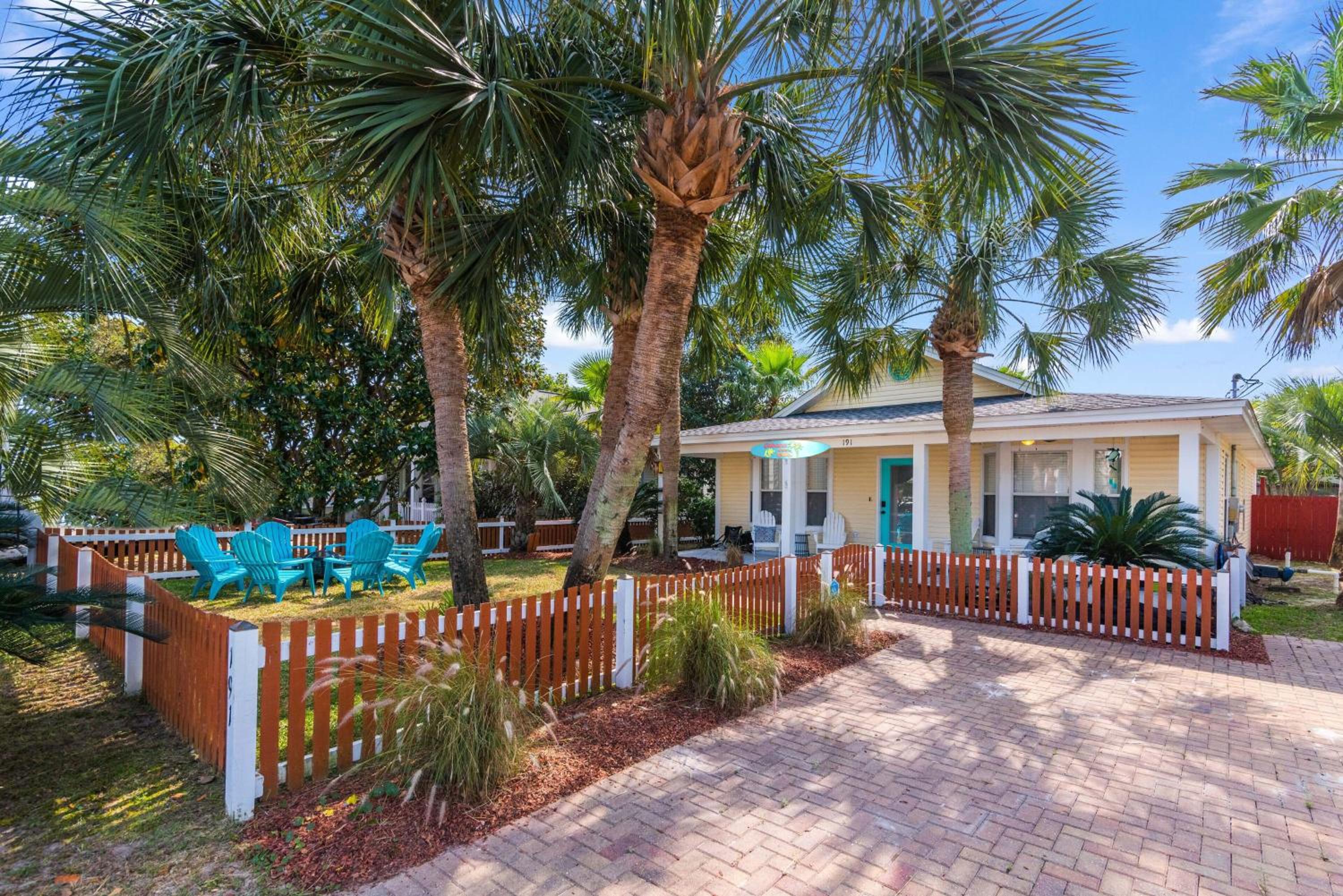 Hotel Private Beach Access, Fenced Yard & Pet Friendly, Cabana Life Beach House - Image 1