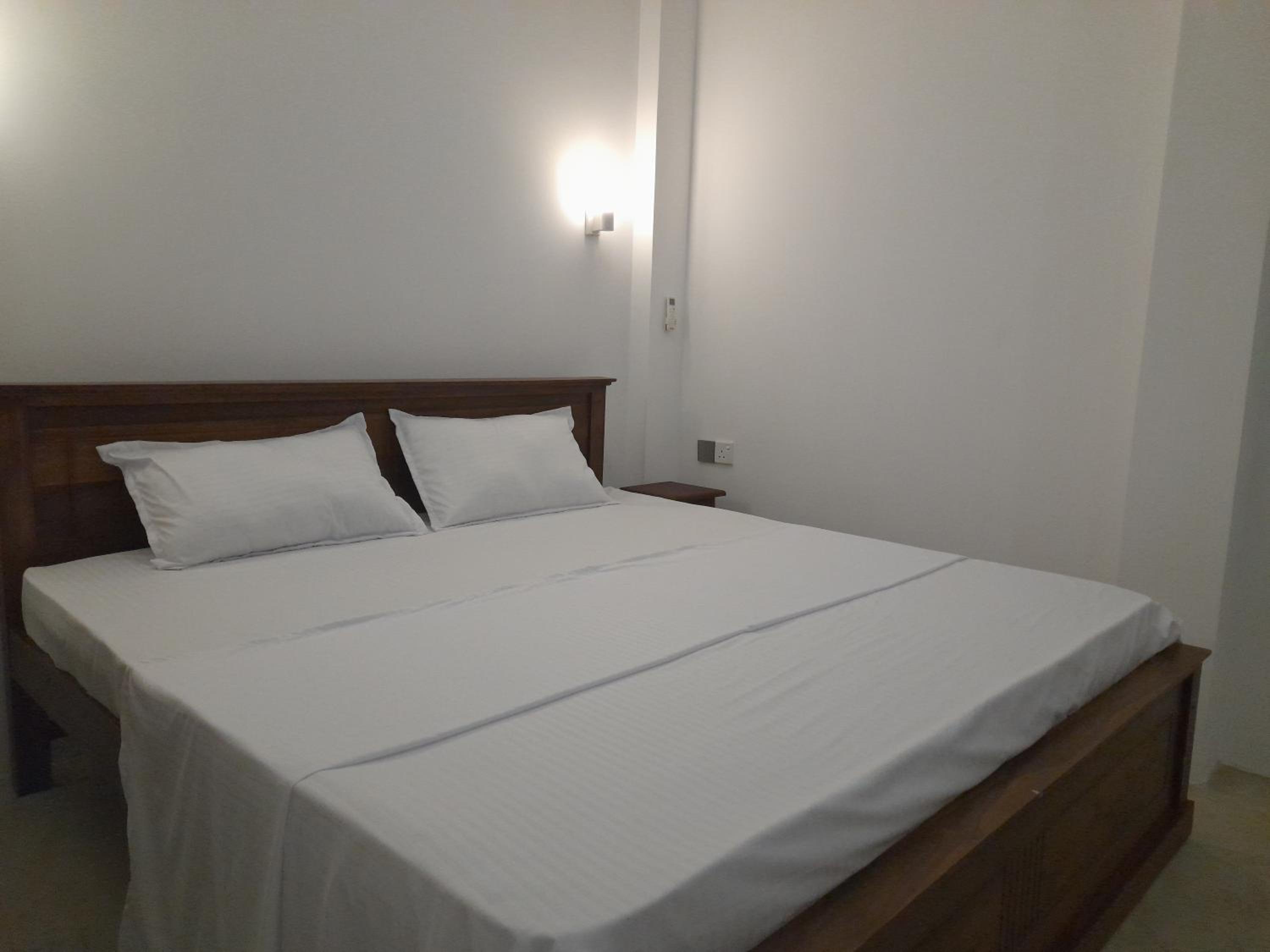 Gloria Inn