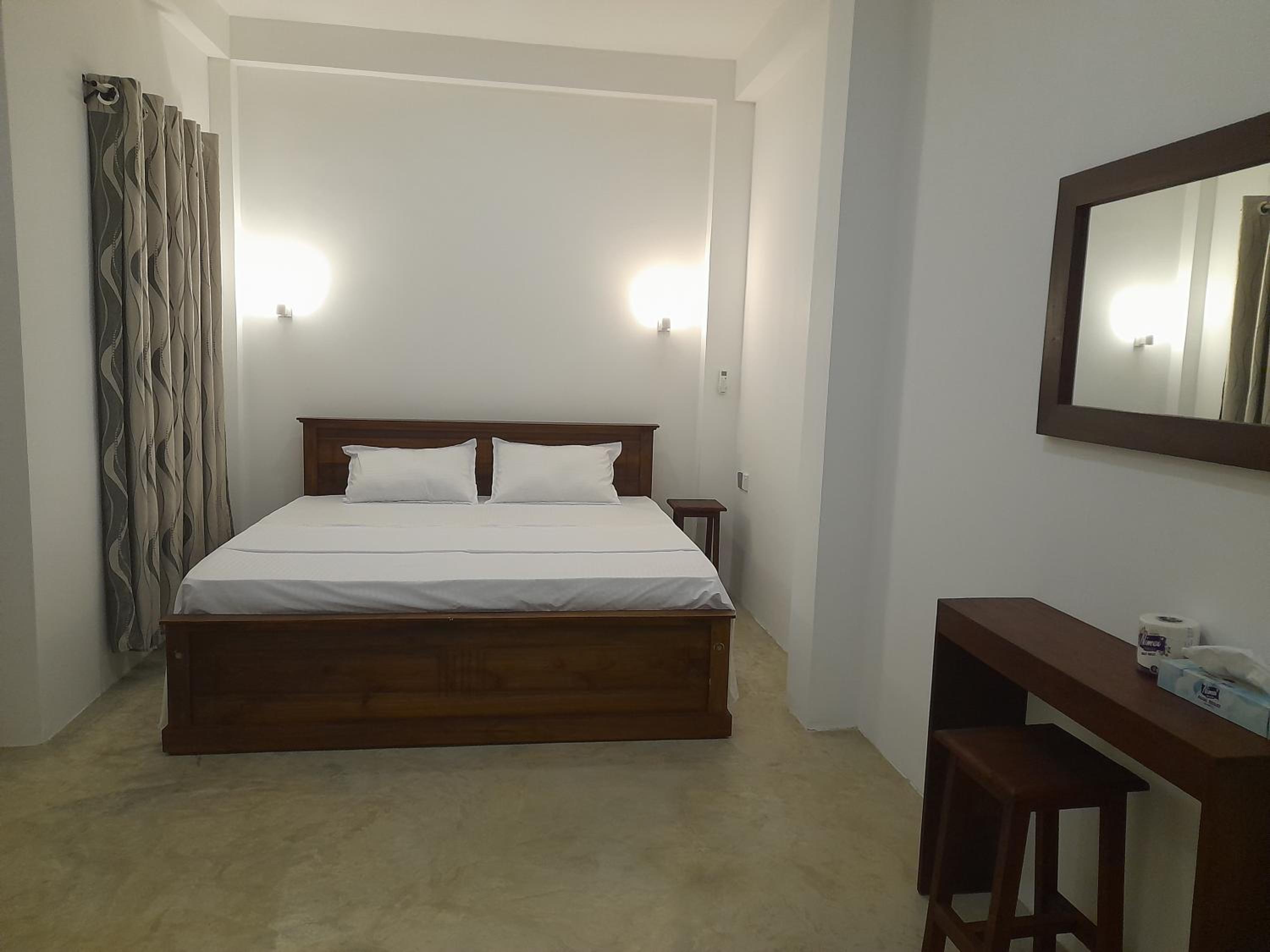 Gloria Inn