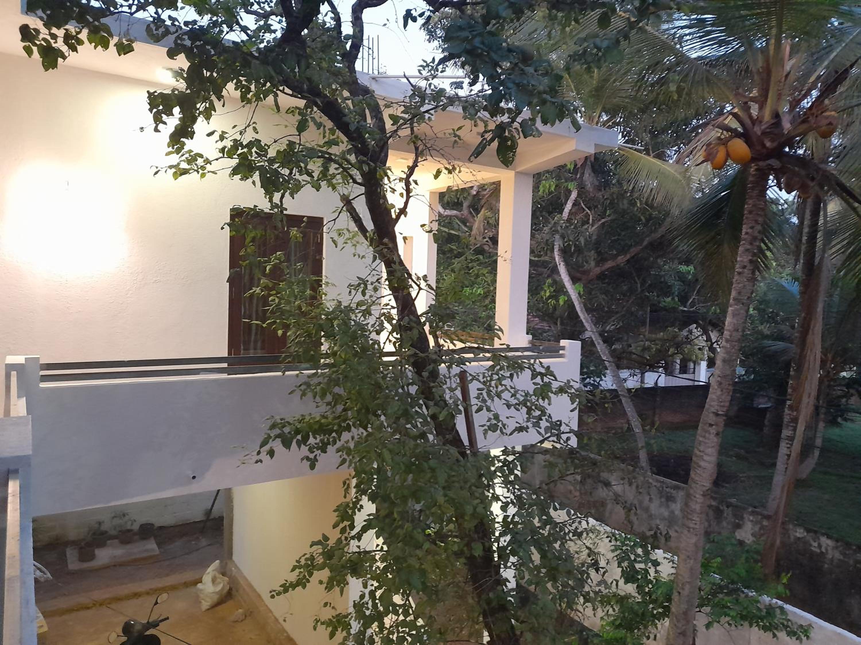 Gloria Inn