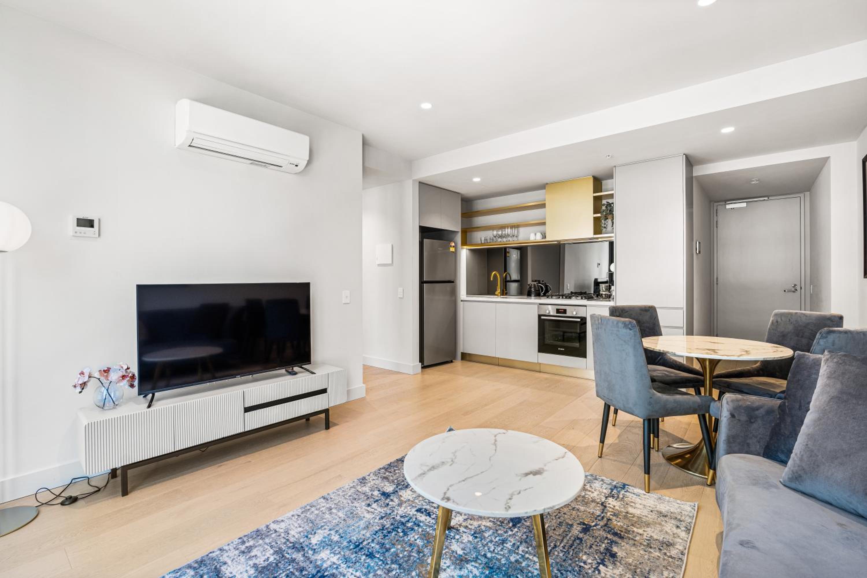 Paragon Apartments by CLLIX