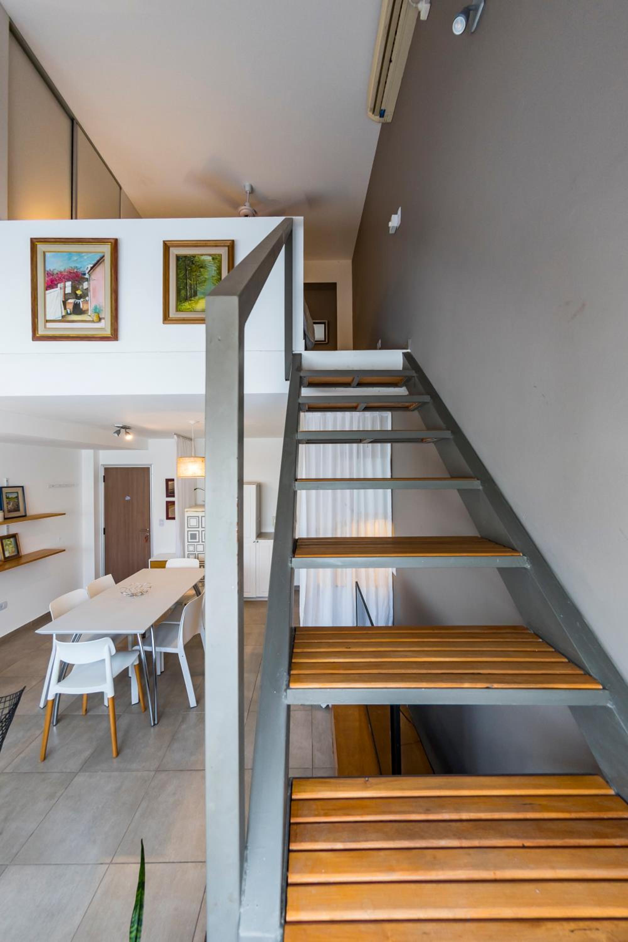 Urrutia 73 - B Alto Alberdi - Loft Elegante con Cochera para un Auto